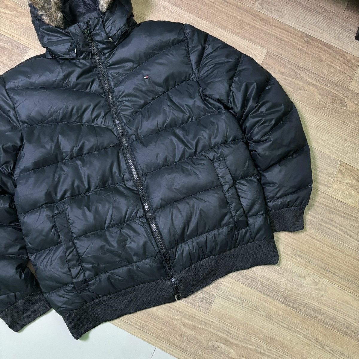 14th Addiction × If Six Was Nine × Le Grande Bleu (L.G.B.) Vintage Tommy Hilfiger fur Jacket down puffer LGB style Size US L / EU 52-54 / 3 - 9 Thumbnail