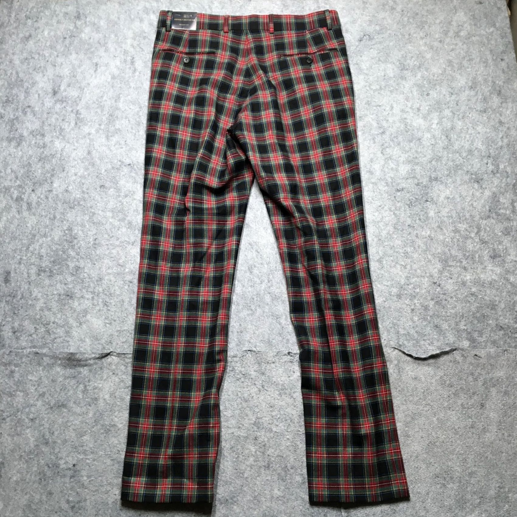 Brooks Brothers Brooks Brothers Pants Regent Fit Mens 34x32 Plaid Tartan Flat Front Red Green Multicolor Dress Pants Mens Front Zip Size US 34 / EU 50 - 7 Thumbnail