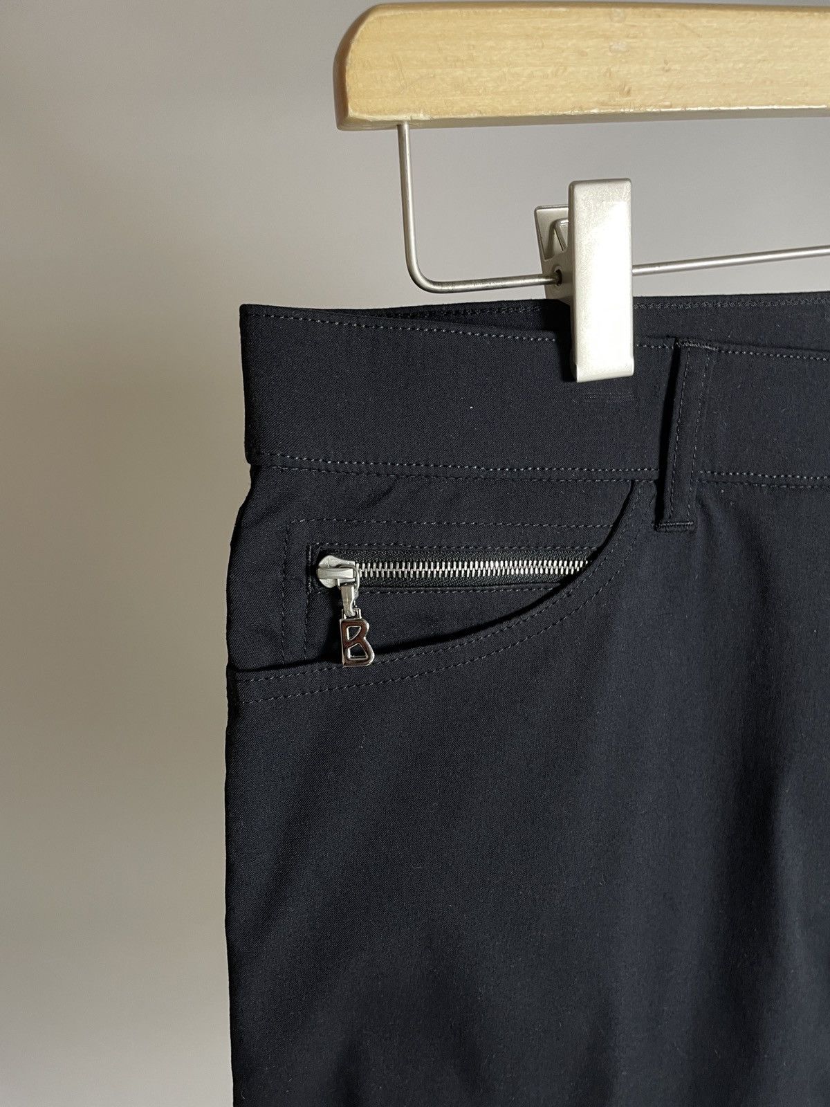 Other 🐈‍⬛RARE🐈‍⬛ Bogner B Logo Black nylon classic straight Shorts Size US 34 / EU 50 - 6 Thumbnail