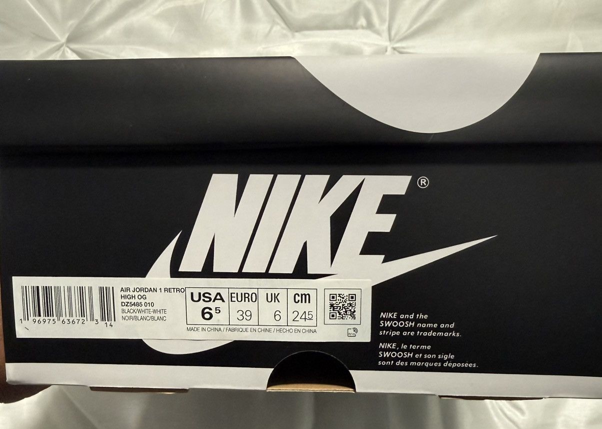Nike Nike Air Jordan Retro 1 High Top Size US 6.5 / EU 39-40 - 8 Thumbnail