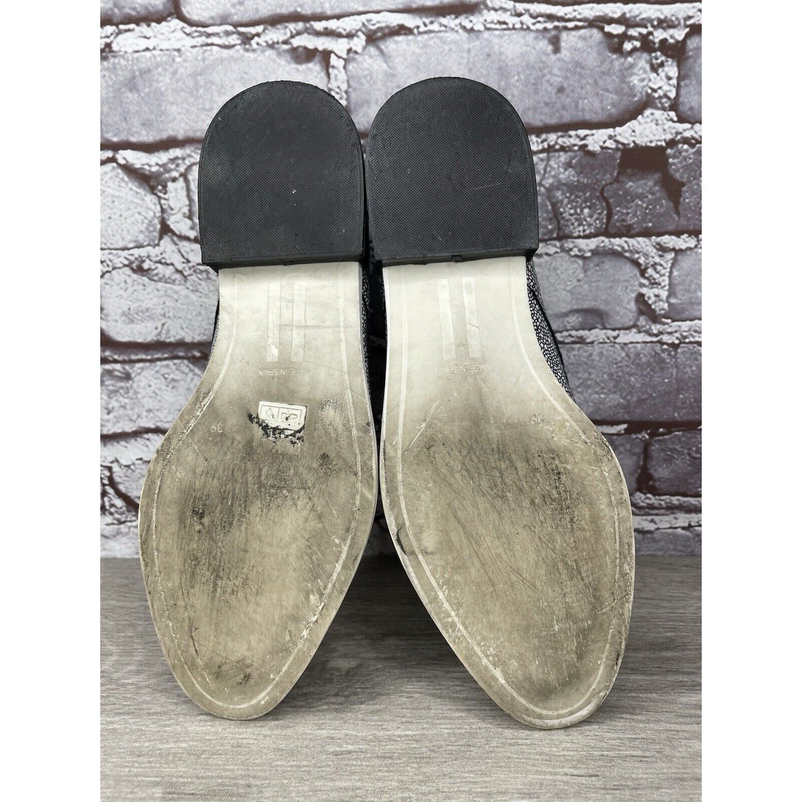 Miista Miista London Black White Leather Cracked Print Center Zip S Size US 8.5 / IT 38.5 - 14 Thumbnail