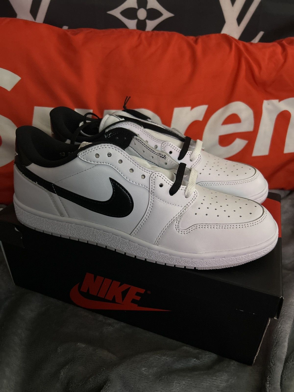 Nike Jordan 1 Low ‘Black Metallic’ Sz 13 Size US 13 / EU 46 - 1 Thumbnail