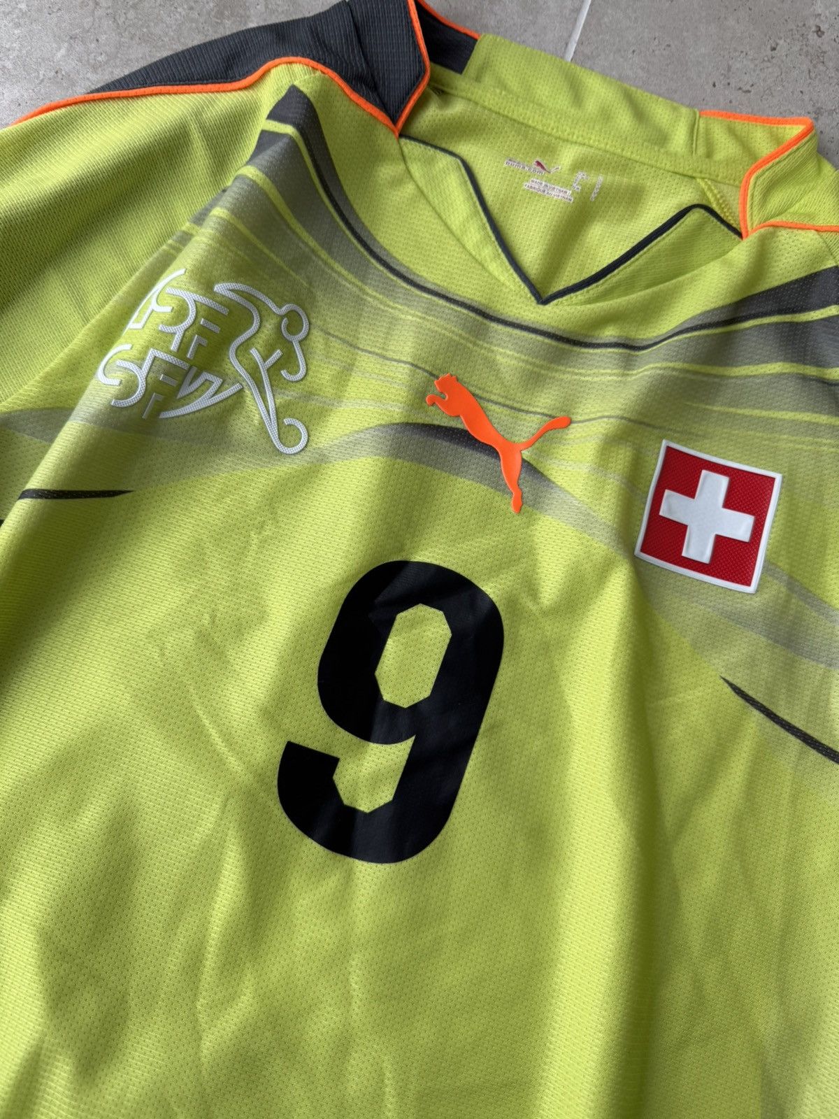 Puma Switzerland Goalkeeper Football Drycell Jersey Size US L / EU 52-54 / 3 - 3 Thumbnail