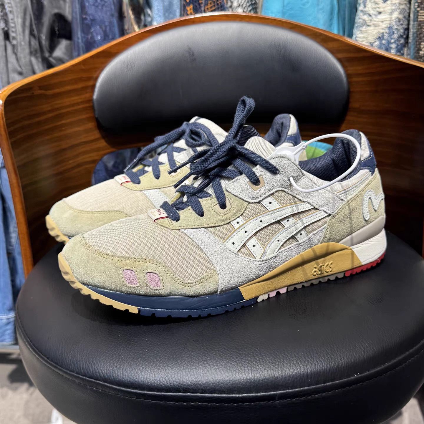 Asics EVISU x Asics Gel-Lyte3 Collaboration Ash Grey K15 Size US 11.5 / EU 44-45 - 1 Thumbnail