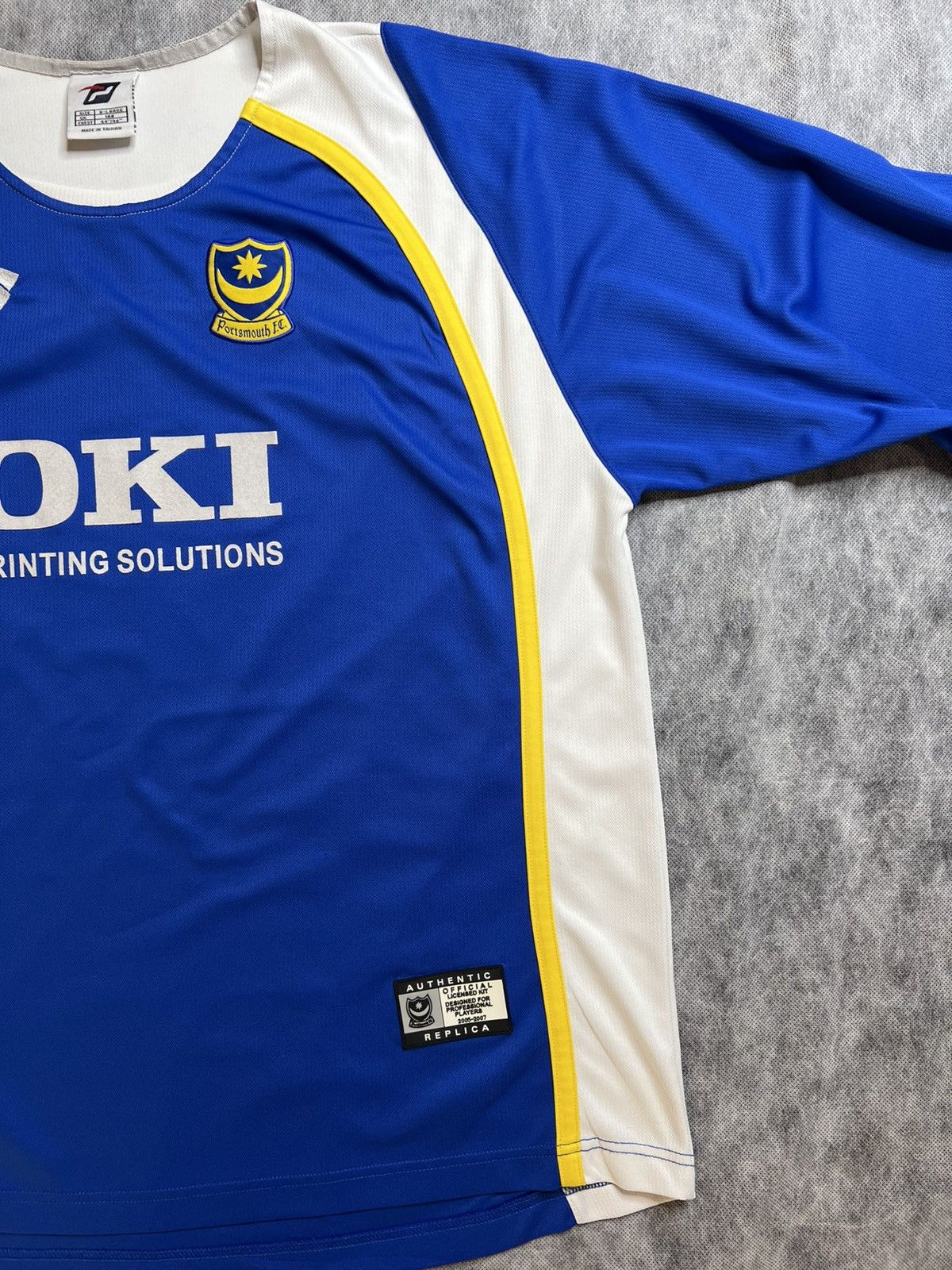 Vintage Portsmouth FC Vintage 200-2006 Home Jersey Longsleeve Size US XL / EU 56 / 4 - 4 Thumbnail