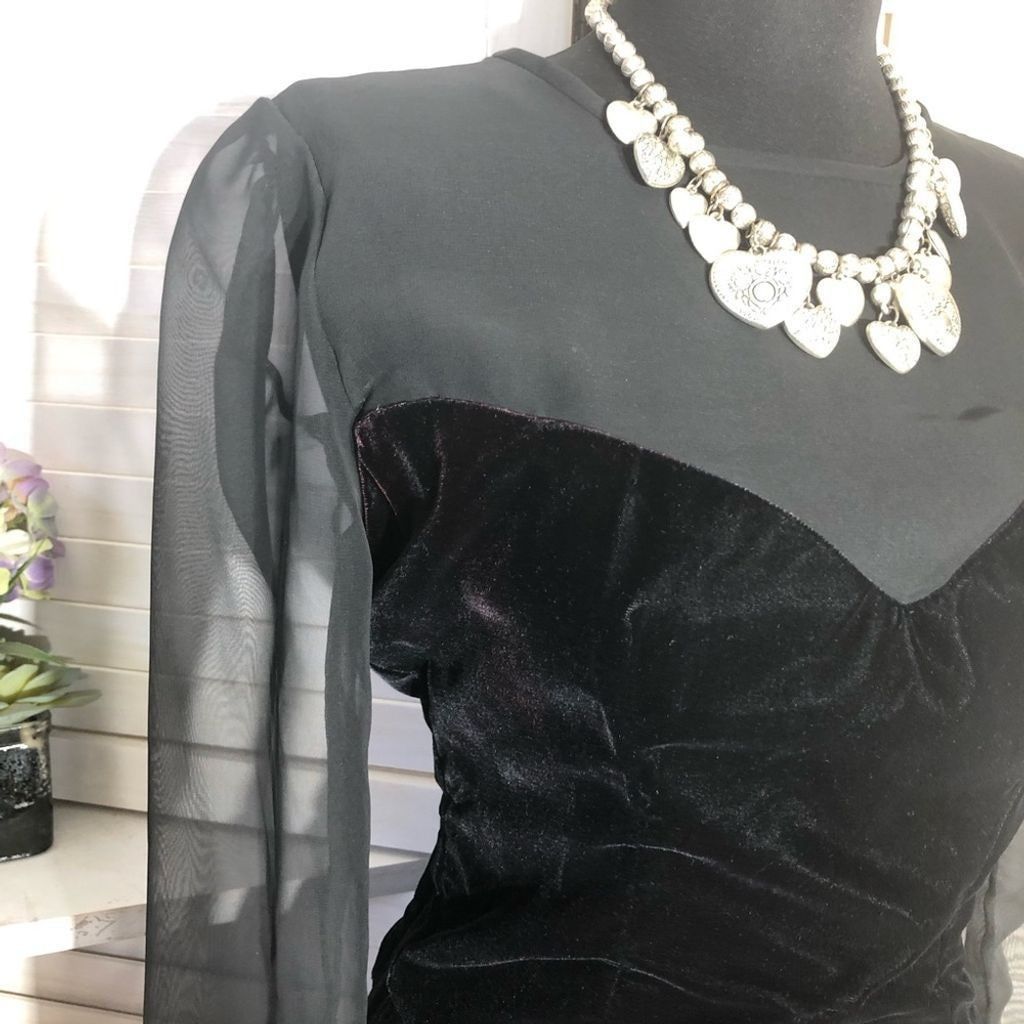 Vintage 90s black velvet sheer sleeves cocktail dress nude style XS Size XS / US 0-2 / IT 36-38 - 7 Thumbnail