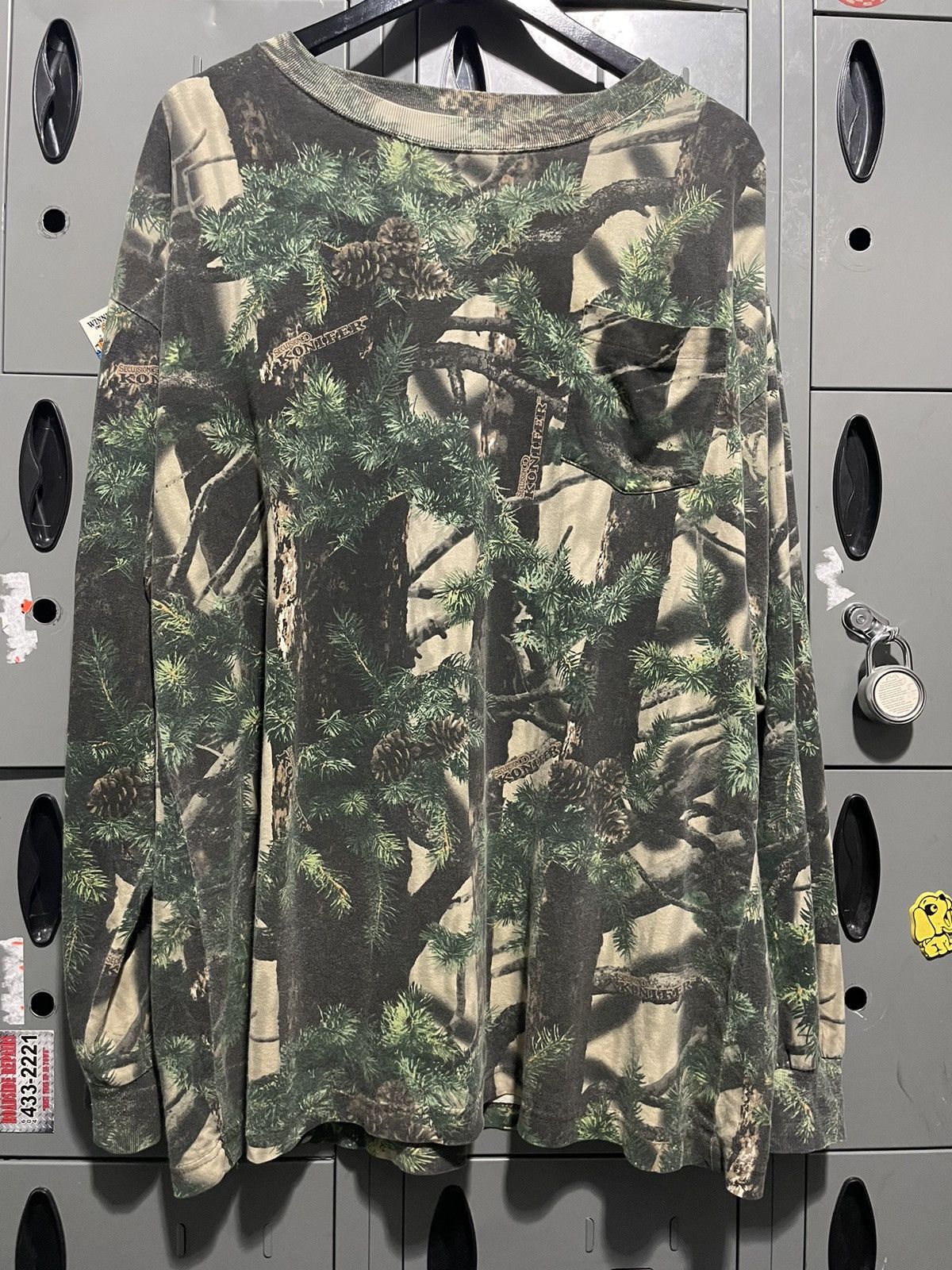 image of Vintage Pine Tree Long Sleeve Camo Seclusion3D Konifer Print in Realtree, Men's (Size XL)