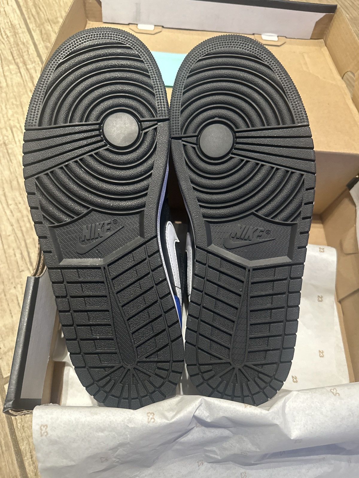 Jordan Brand × Nike Air jordan 1 low royal toe Size US 10.5 / EU 43-44 - 4 Thumbnail