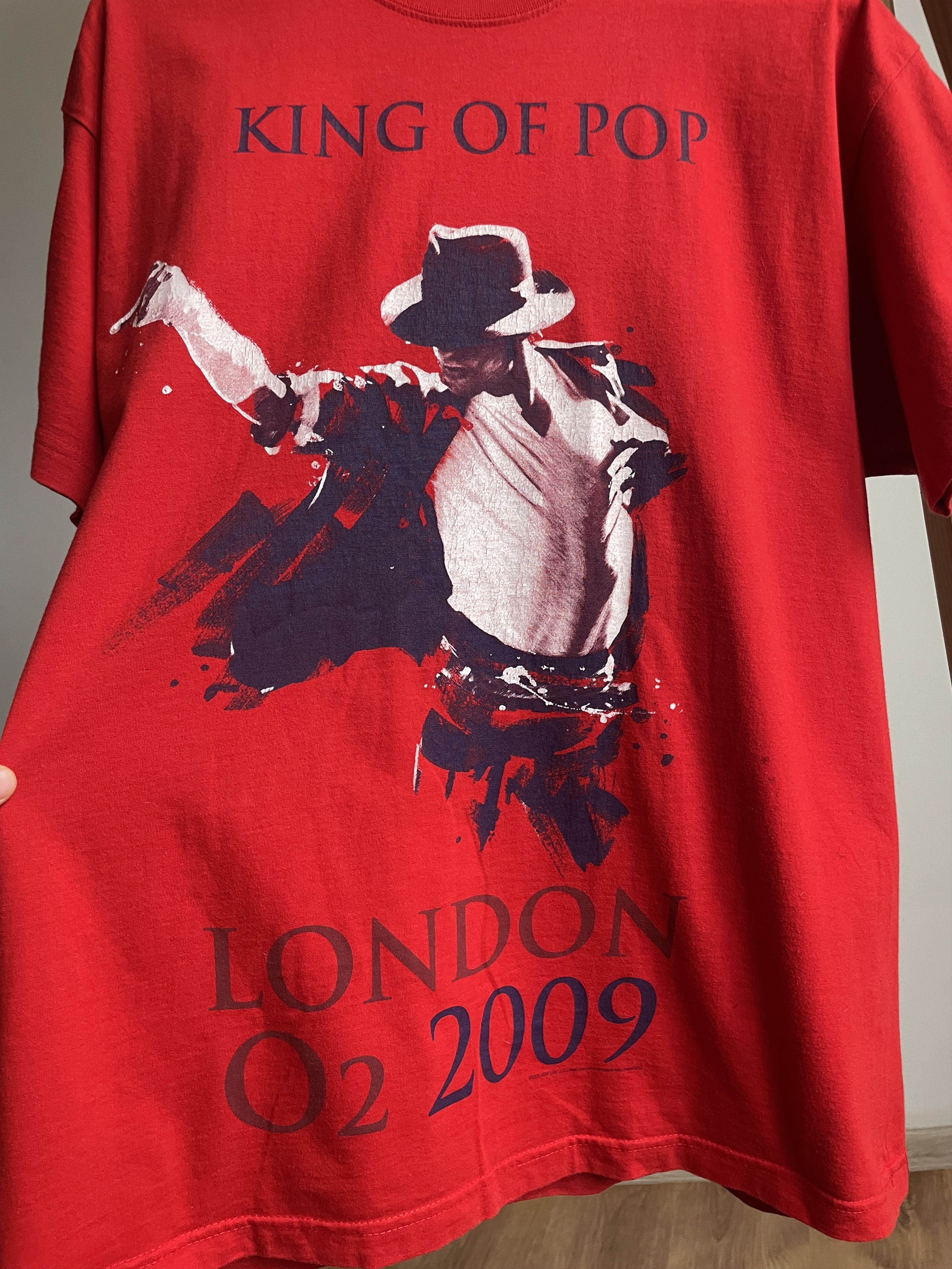 Band Tees Michael Jackson King Of Pop London 2009 T-Shirt Size L Size US L / EU 52-54 / 3 - 3 Thumbnail