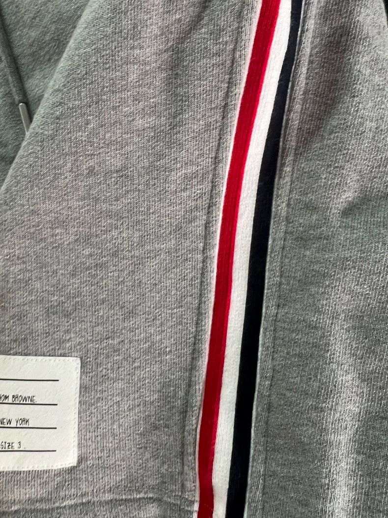 Thom Browne Thom Browne size3 Pure cotton sport shorts Size US 29 - 5 Thumbnail