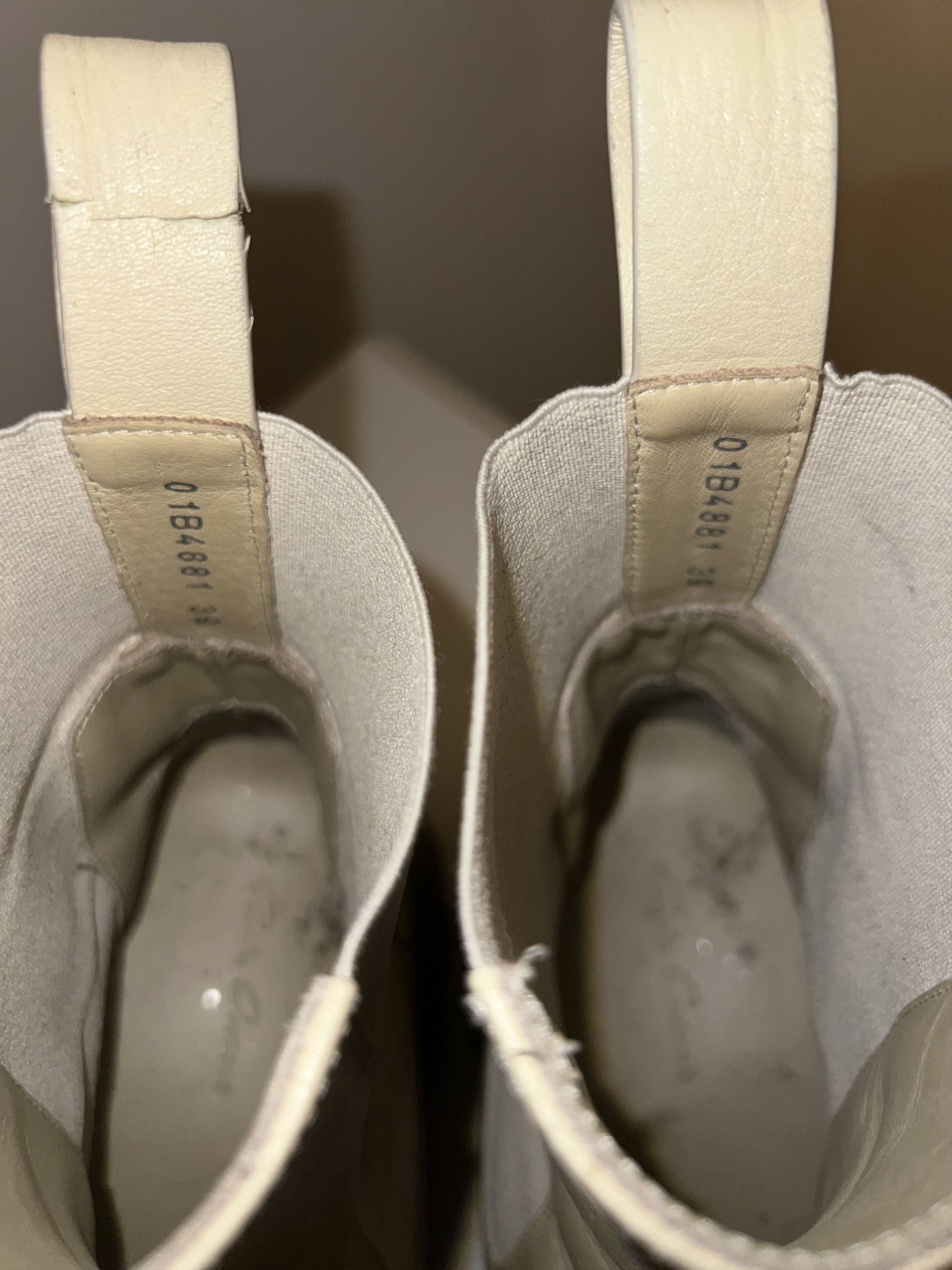 Rick Owens Rick Owens Off-White Cream Beatle Bozo Tractor Chelsea Boots Size US 9 / EU 42 - 12 Thumbnail