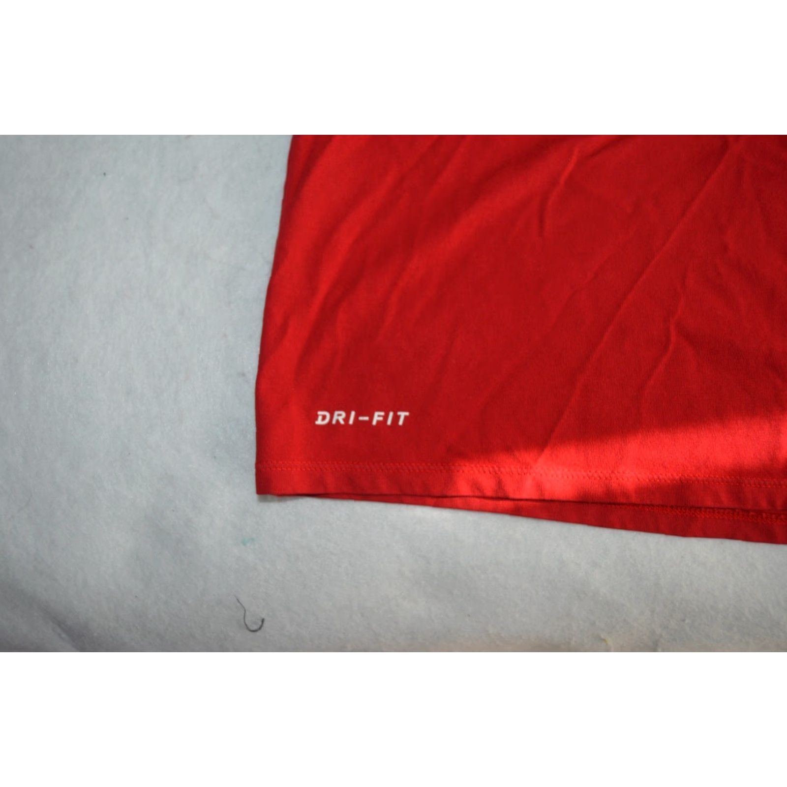 Nike Nike Shirt Mens M Red Swoosh Short Sleeve T-Shirt - Casual Nike Dri-Fit Size US M / EU 48-50 / 2 - 5 Thumbnail