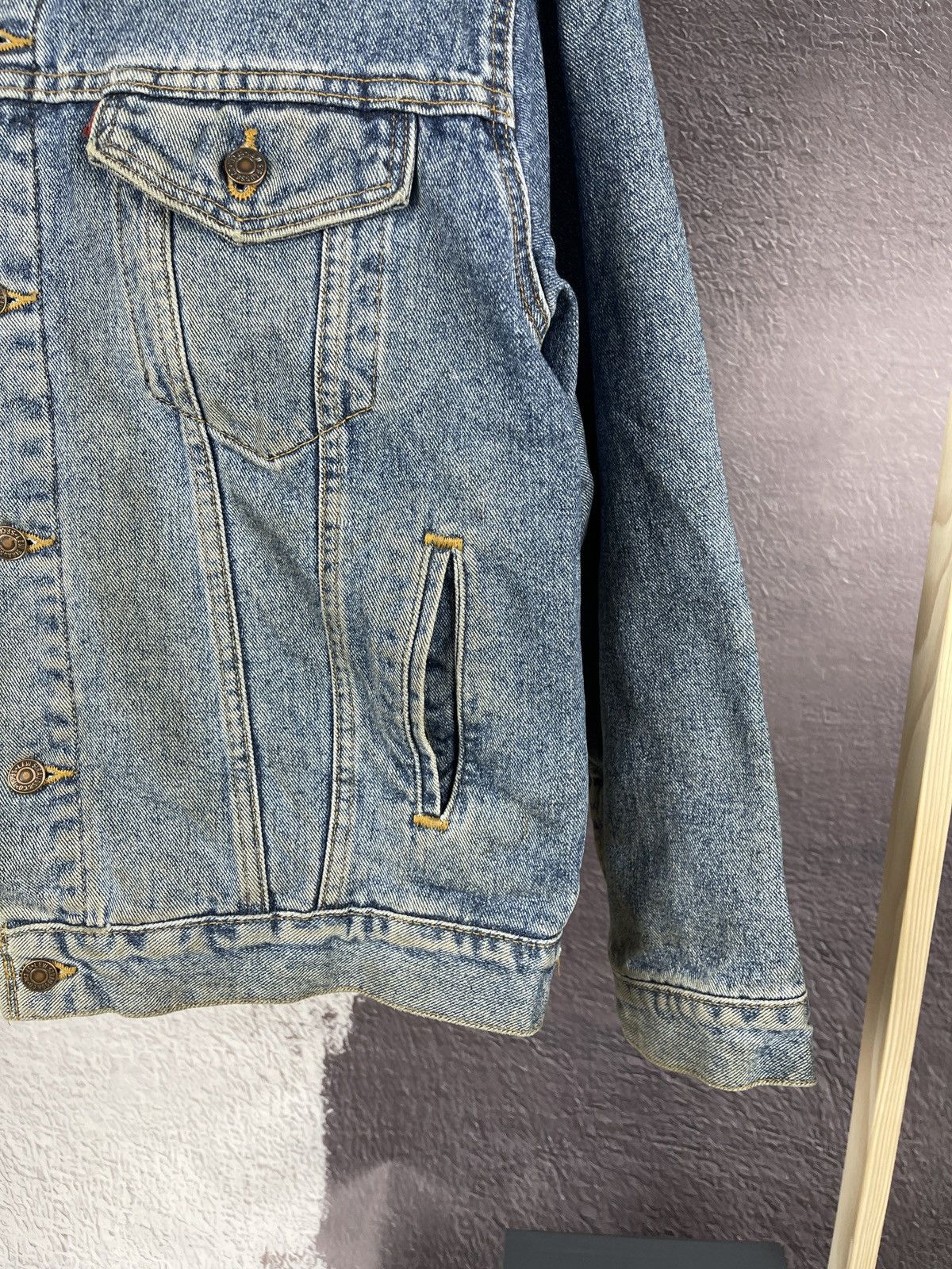 Levi's Levi’s vintage 90s faded checkered lining trucker jacket Size US XL / EU 56 / 4 - 7 Thumbnail