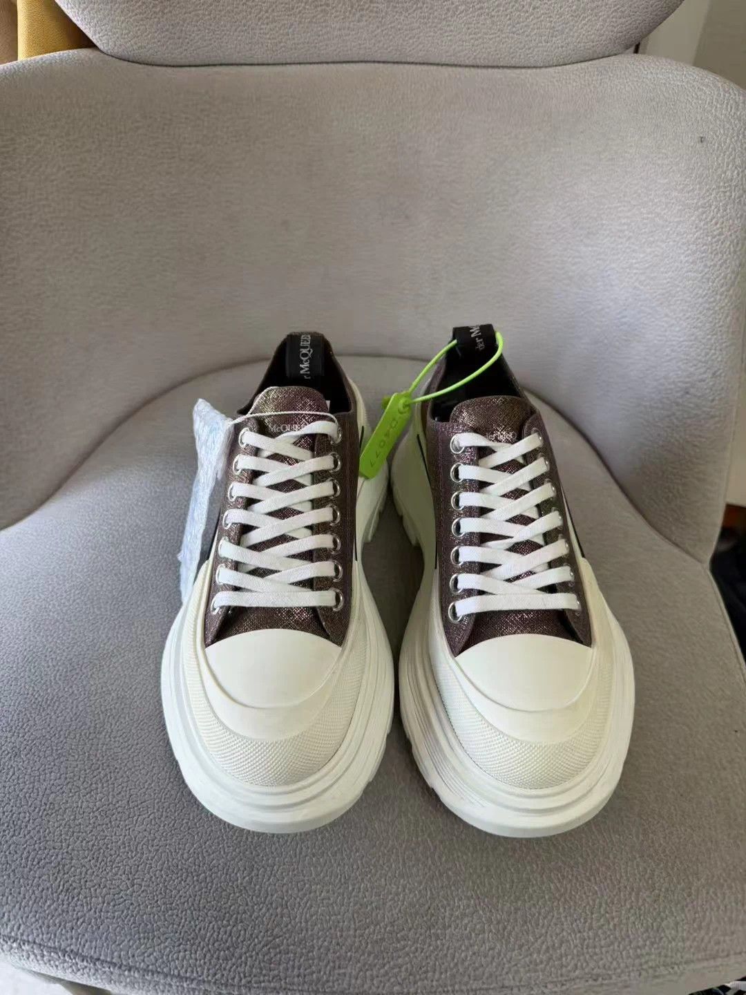 Alexander McQueen AMQ Brown & White Star Martin boots 36 Mint Rare Size US 6 / IT 36 - 2 Thumbnail