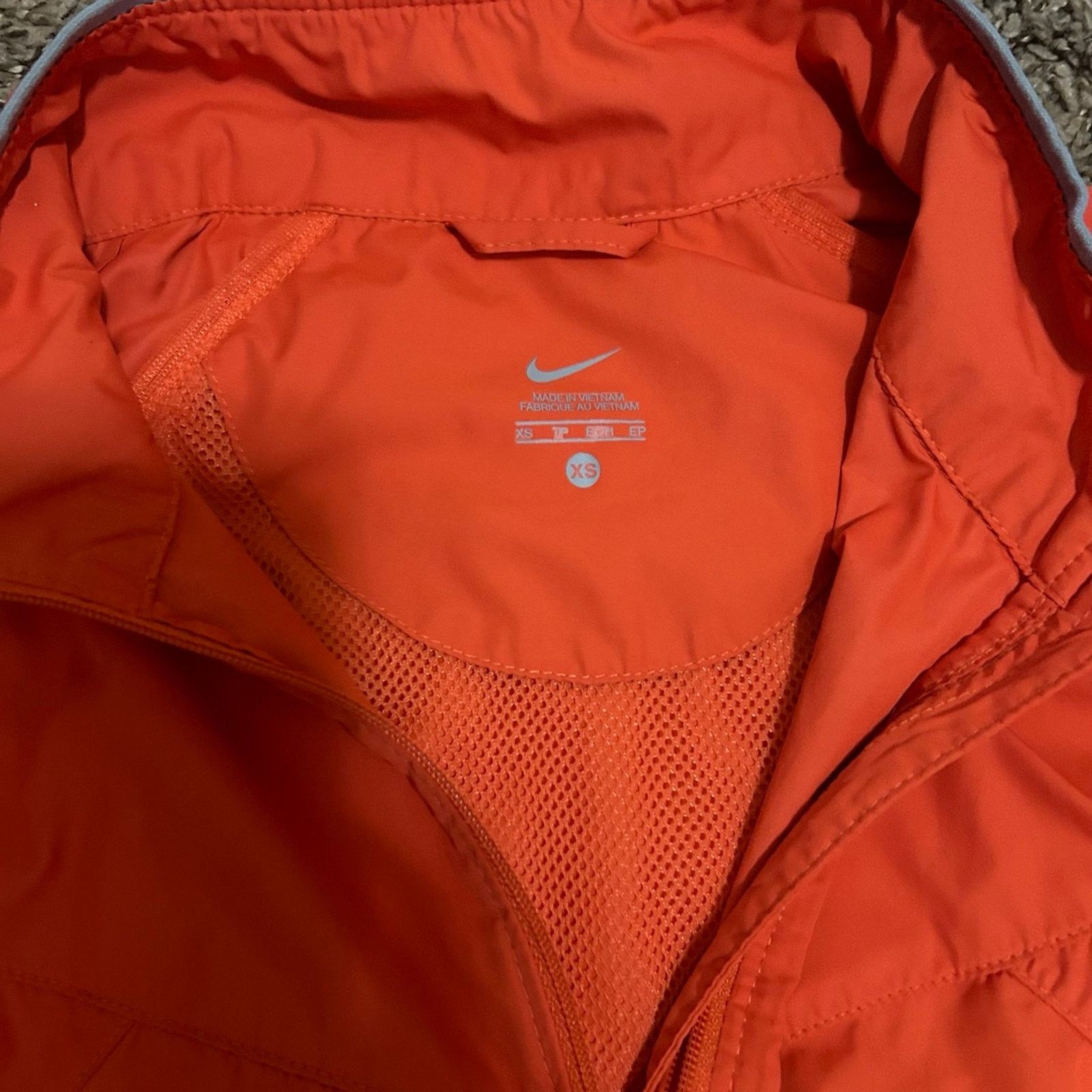 Nike Nike Jackets Women’s size XS Size XS / US 0-2 / IT 36-38 - 10 Thumbnail