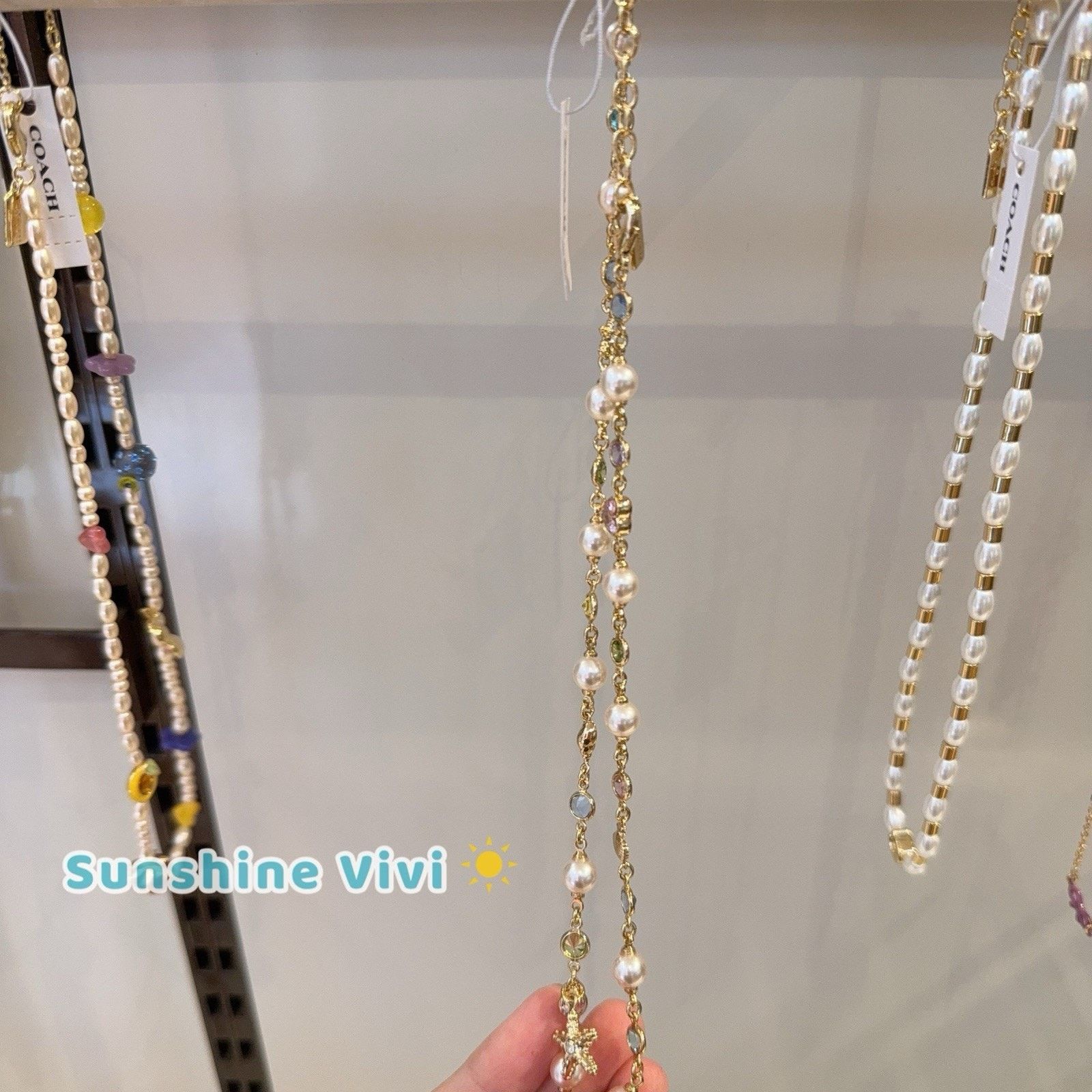 Coach NWT Coach Starfish Pearls Beads Necklace CBW06 Gold/Pearl Size ONE SIZE - 4 Thumbnail