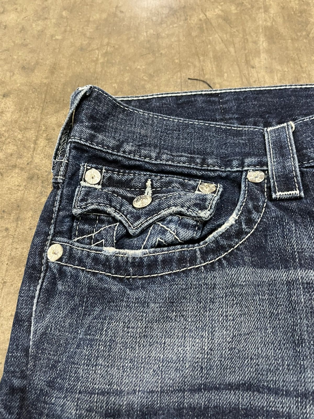 True Religion True religion baggy fit wide leg denim skater streetwear Size US 36 / EU 52 - 9 Thumbnail