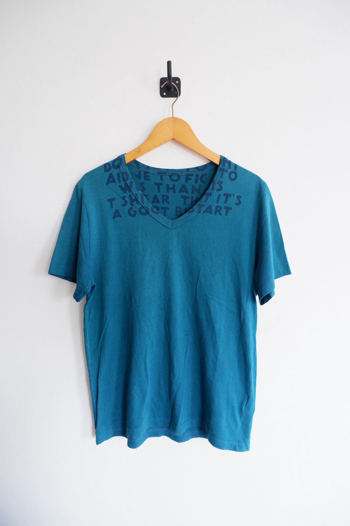 Maison Margiela Maison Margiela Aids Awareness V neck Tshirts Green Size US M / EU 48-50 / 2 - 1 Thumbnail