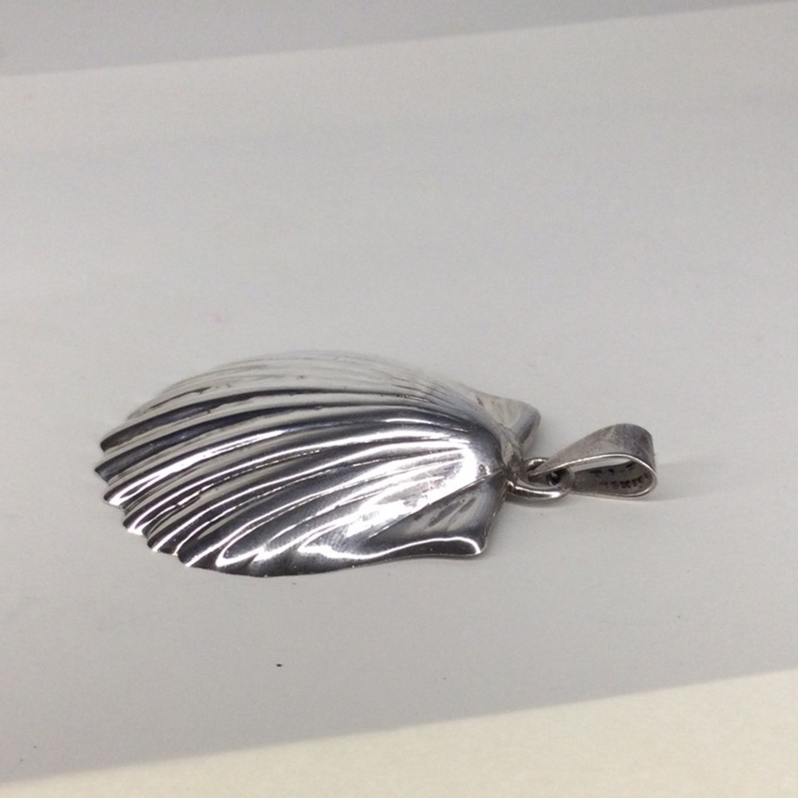 Other Bohemian Scallop Seashell Silver Tone Necklace Pendant Size ONE SIZE - 13 Thumbnail