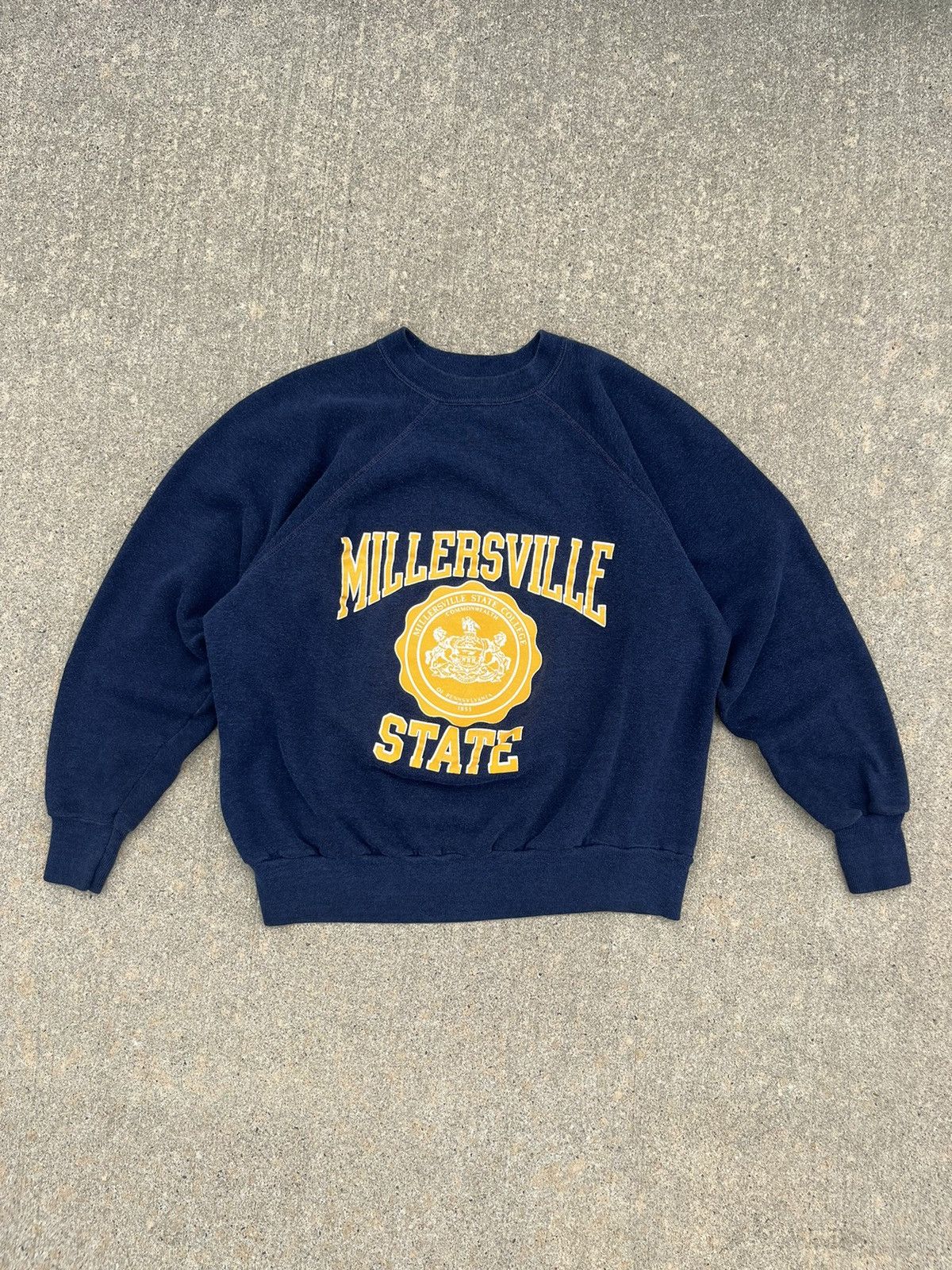 Vintage VINTAGE 80’S MILLERSVILLE STATE COLLEGE SWEATSHIRT Size US XS / EU 42 / 0 - 2 Thumbnail