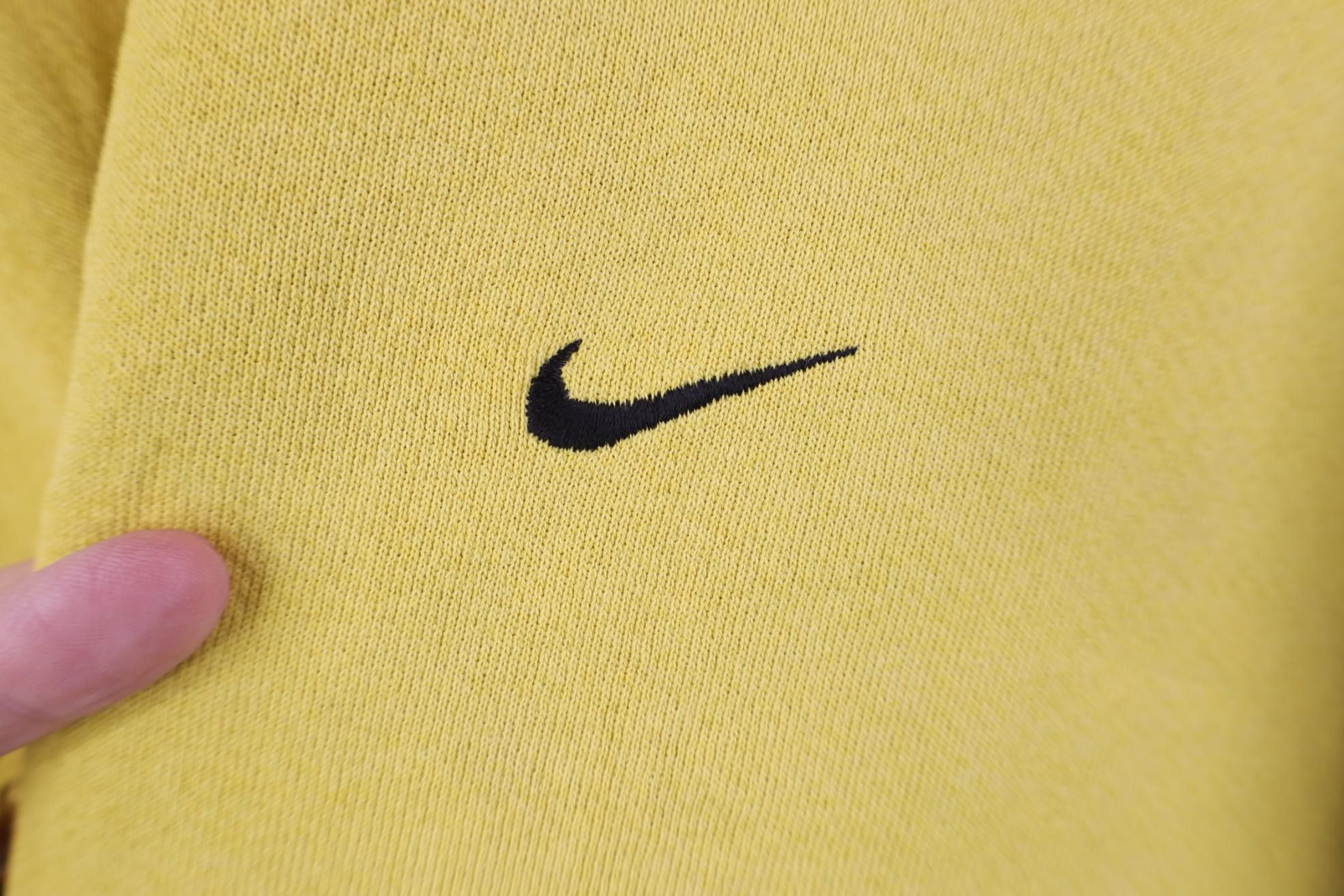 Nike Vintage 90s Y2K Nike Mini Swoosh Sweatshirt Banana Yellow Size US L / EU 52-54 / 3 - 4 Thumbnail