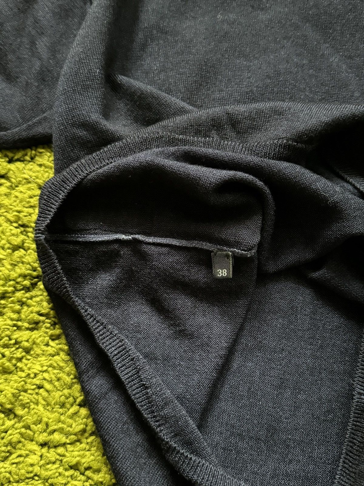 Prada Prada patch logo wool short sleeve sweater Size S / US 4 / IT 40 - 5 Thumbnail