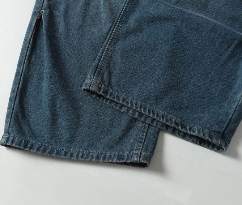 Trendy men's loose straight leg casual jeans