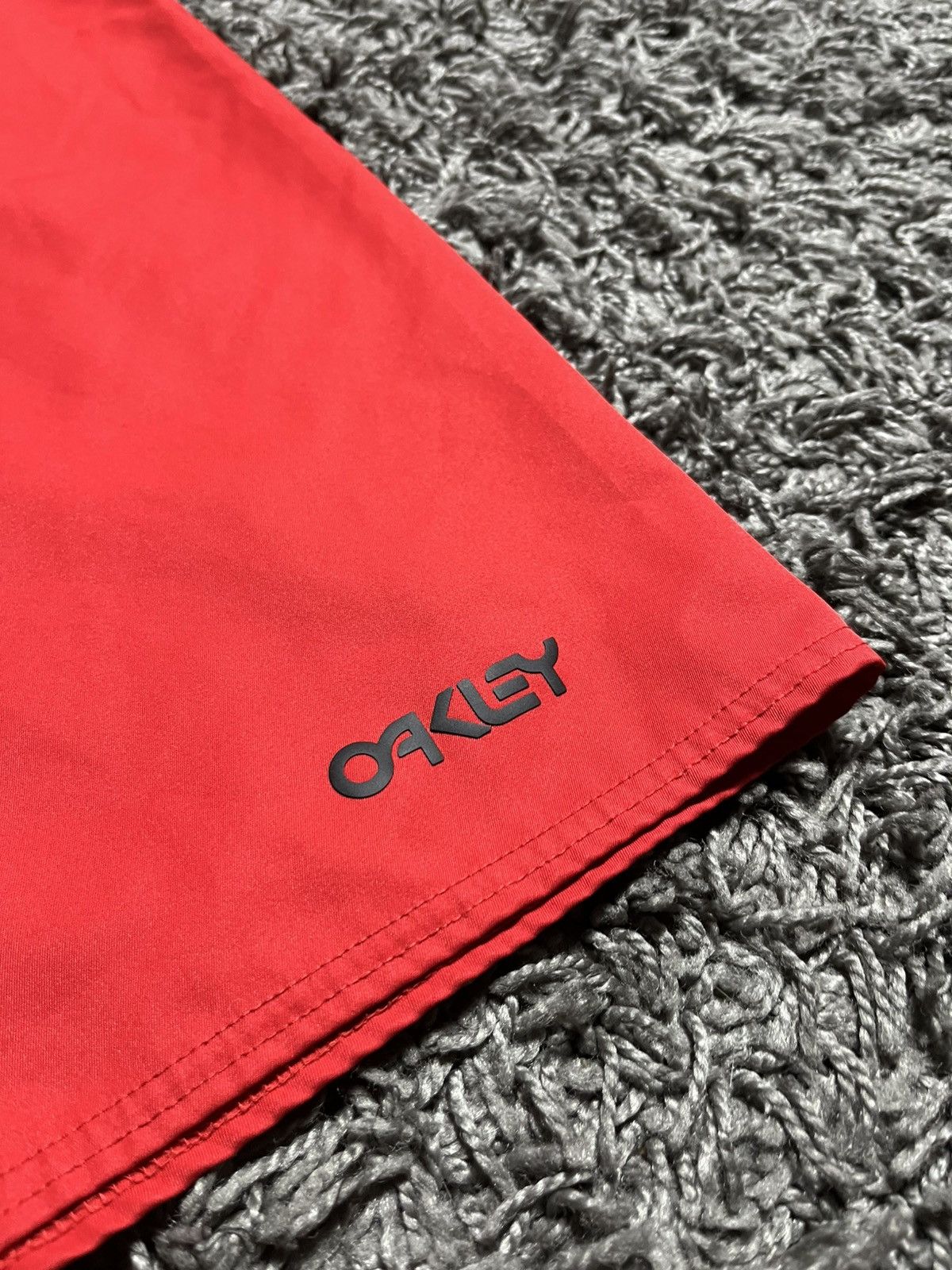 Oakley OAKLEY SWIMMING SURFING SHORTS Size US 30 / EU 46 - 2 Thumbnail
