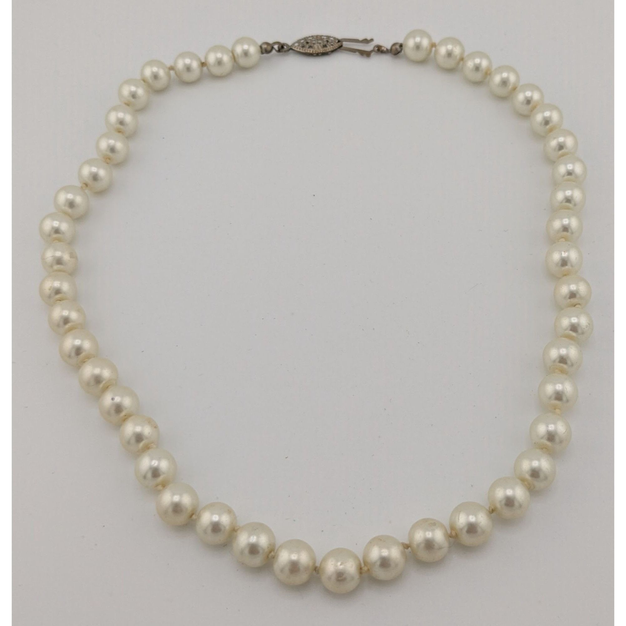 Other Vintage Hand Knotted White Faux Pearl Beaded Necklace Size ONE SIZE - 6 Thumbnail