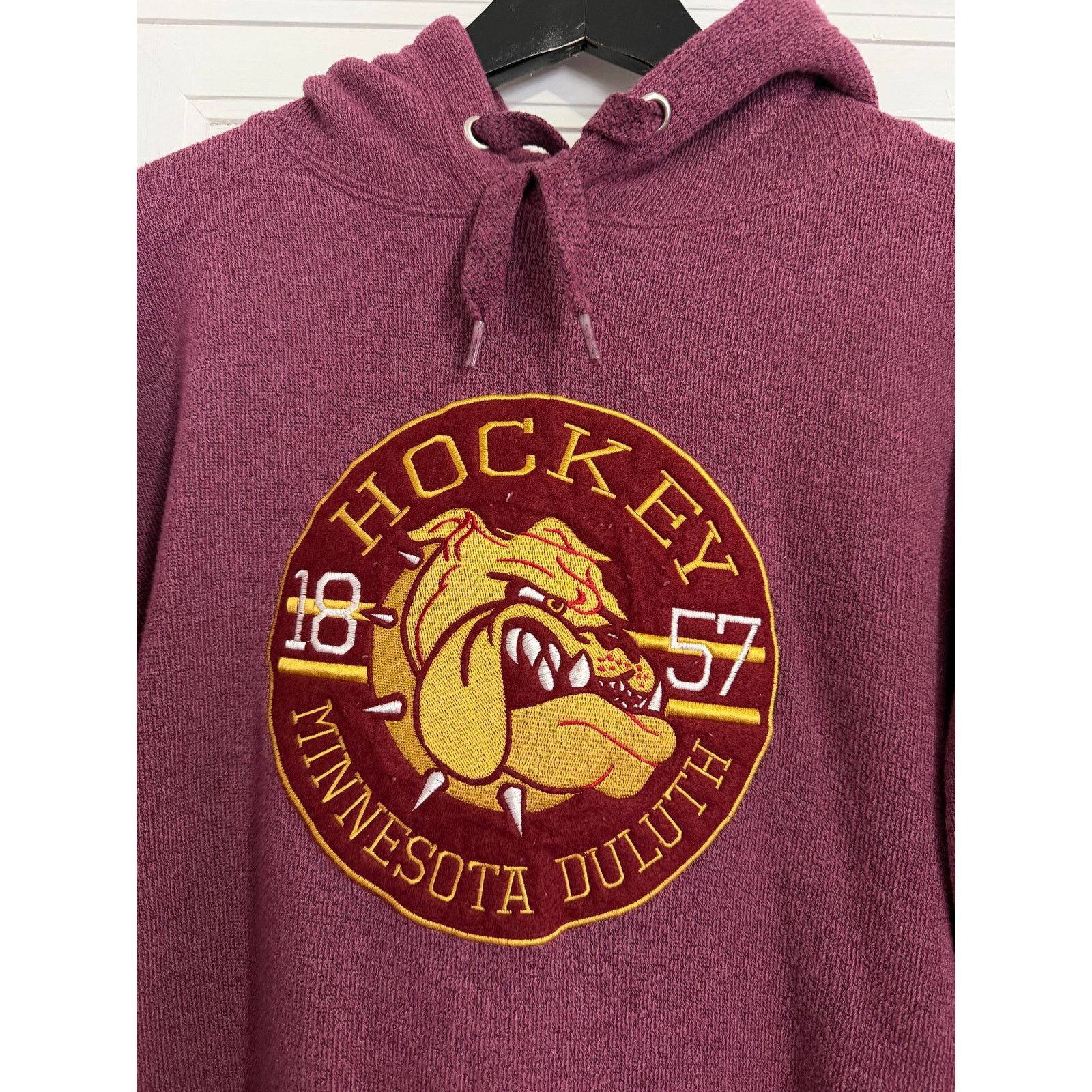 Pacific and Co. UMD Bulldogs Hockey Hoodie Sweatshirt Size Medium Size US M / EU 48-50 / 2 - 2 Thumbnail