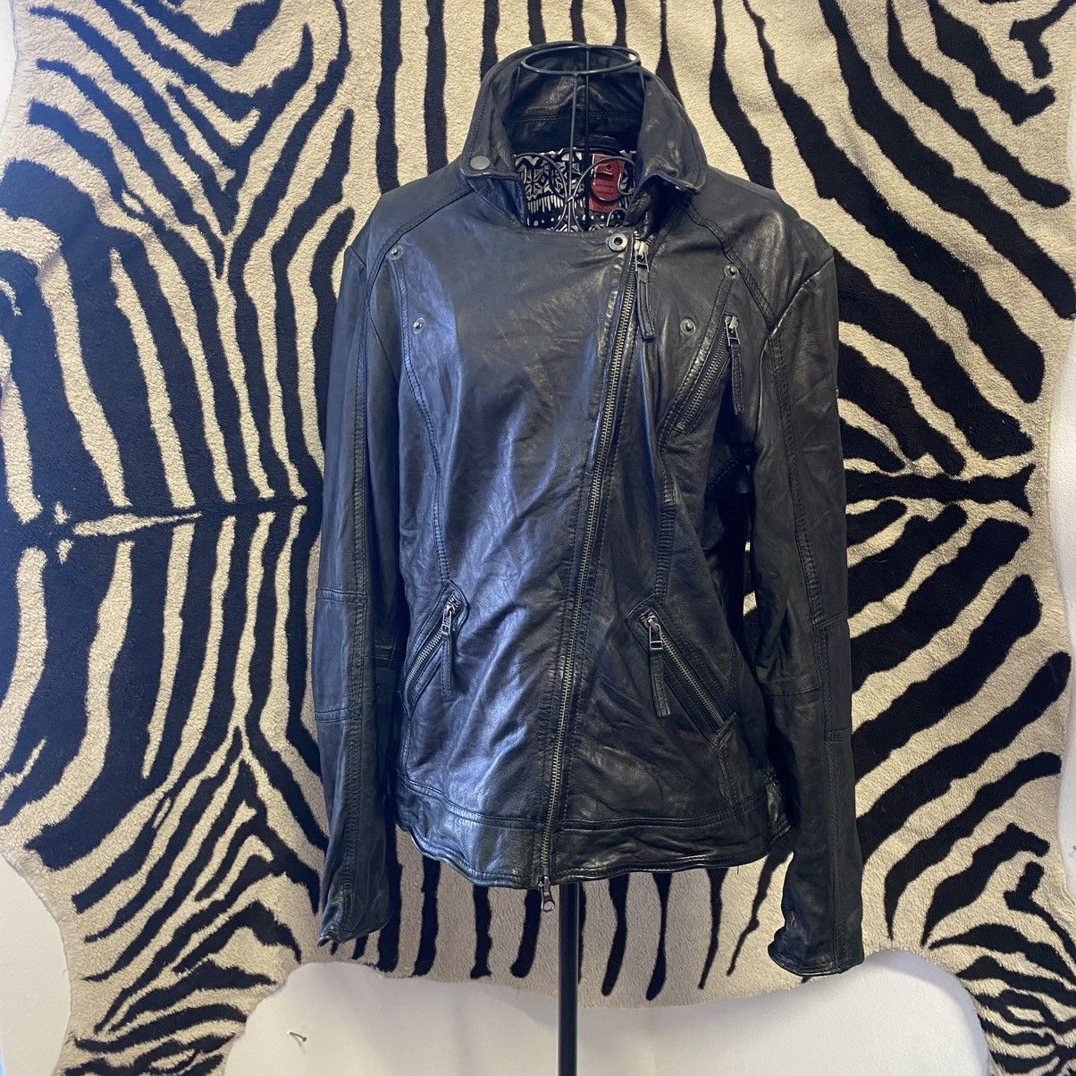Vintage A real leather black jacket Size M / US 6-8 / IT 42-44 - 2 Thumbnail