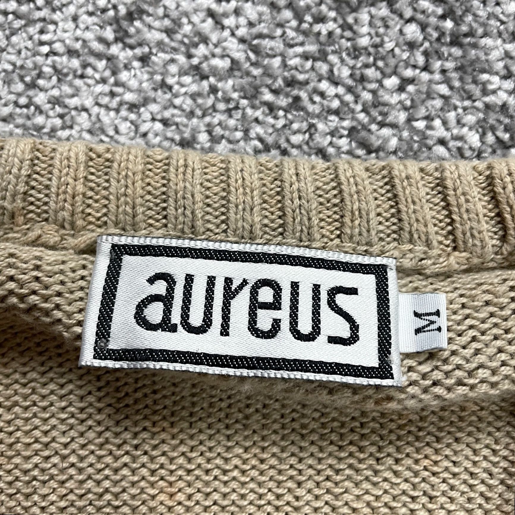 Vintage VINTAGE Aureus Sweater Vest Men Medium Brown Knit V-Neck Pullover Logo Classic Size US M / EU 48-50 / 2 - 5 Thumbnail