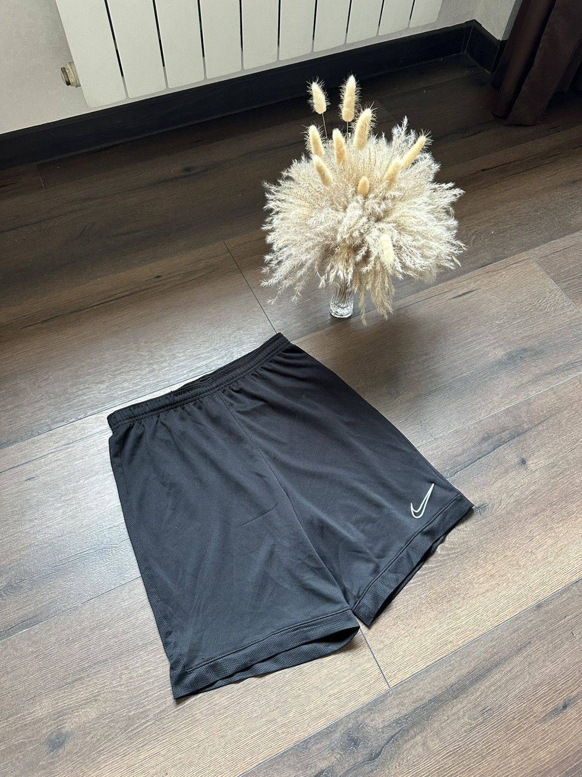 Nike Vintage Nike Shorts SportFit Logo Y2K Size US 33 - 1 Thumbnail