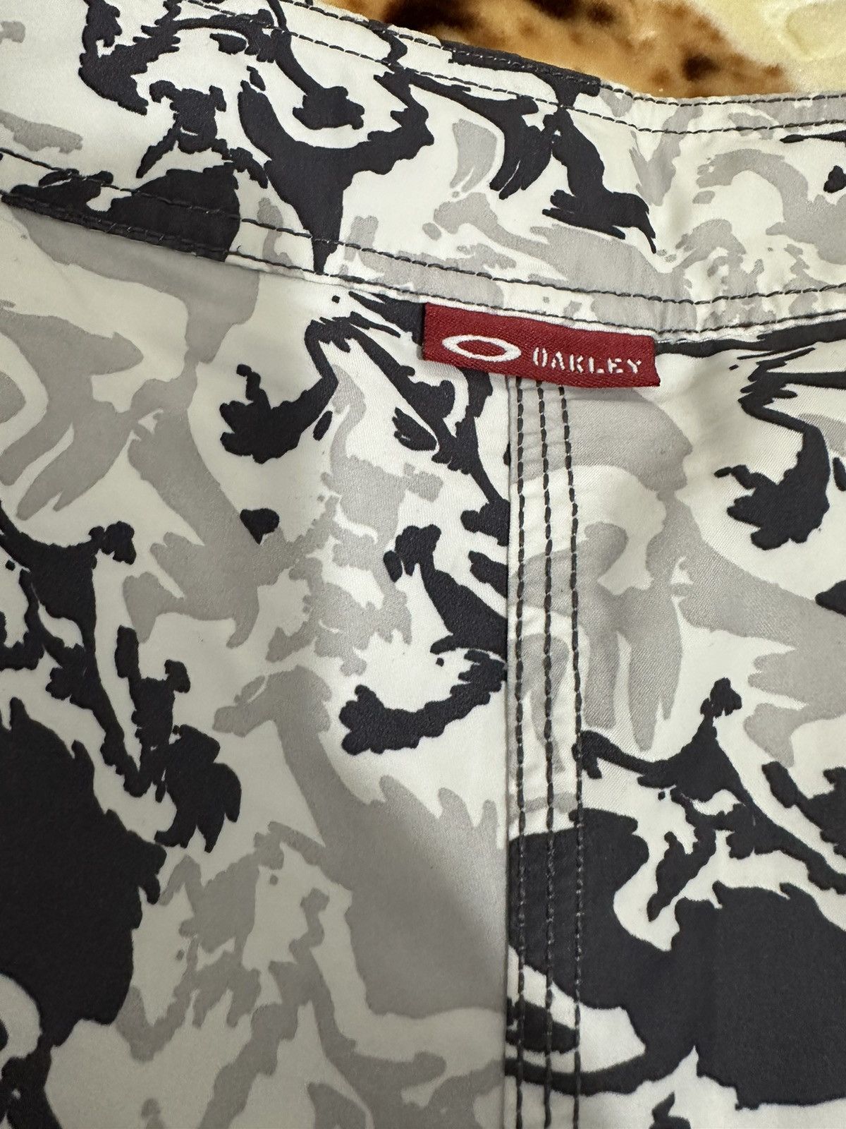 Oakley Shorts Oakley Skull Vintage Size US 34 / EU 50 - 3 Thumbnail