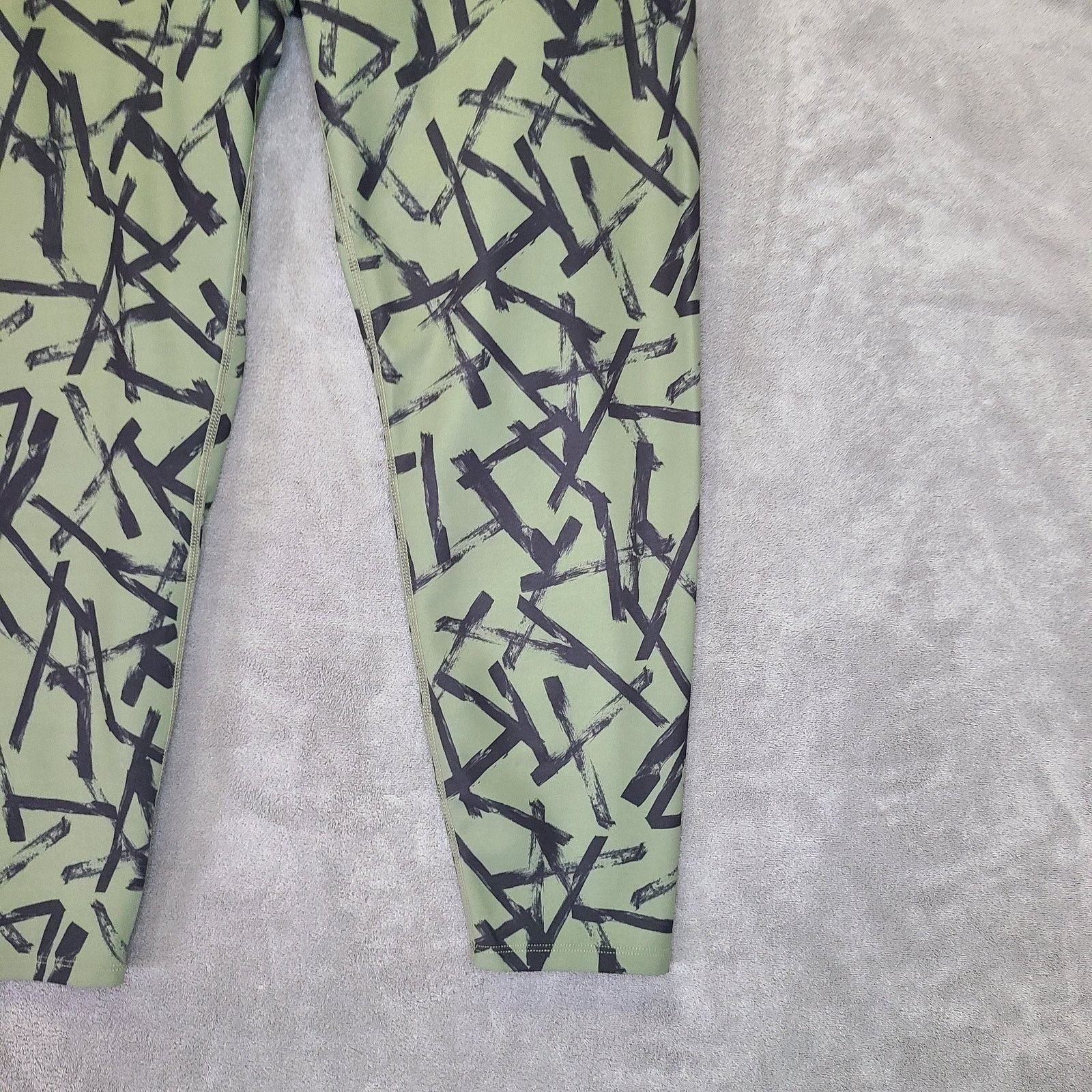 Sage Sage Women's XL Yoga Pants Green/Black Abstract Stretchy Size 28" / US 6 / IT 42 - 3 Thumbnail