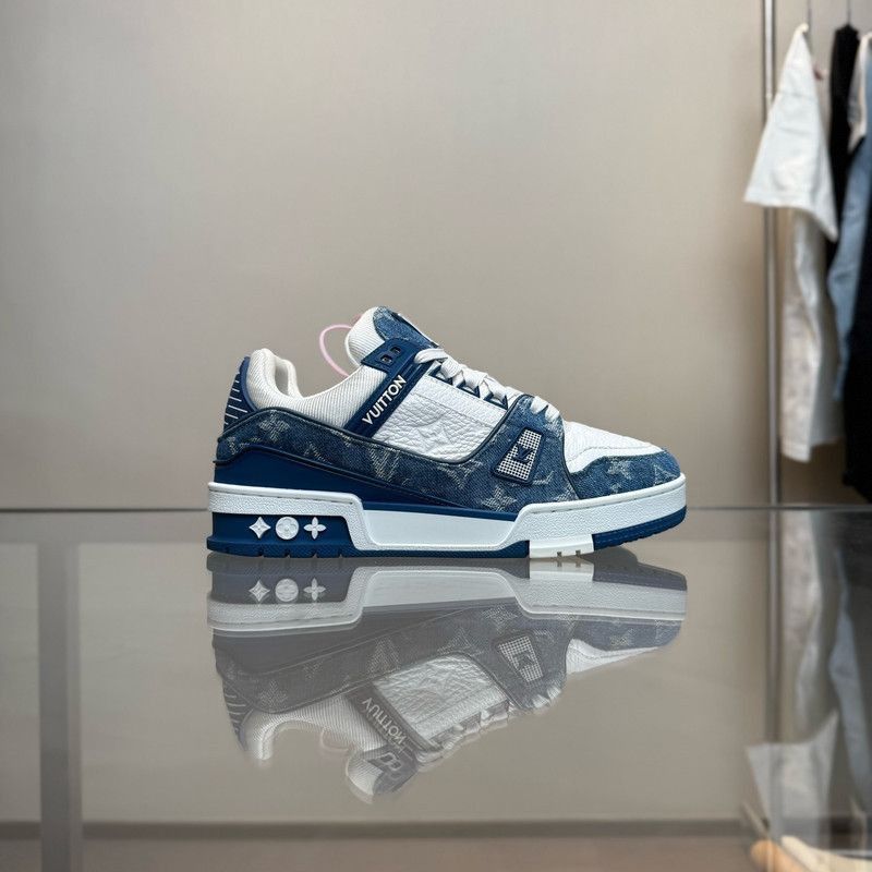 Louis Vuitton Louis Vuitton Trainer Low-Top Casual Sneakers Size US 10 / EU 43 - 5 Thumbnail