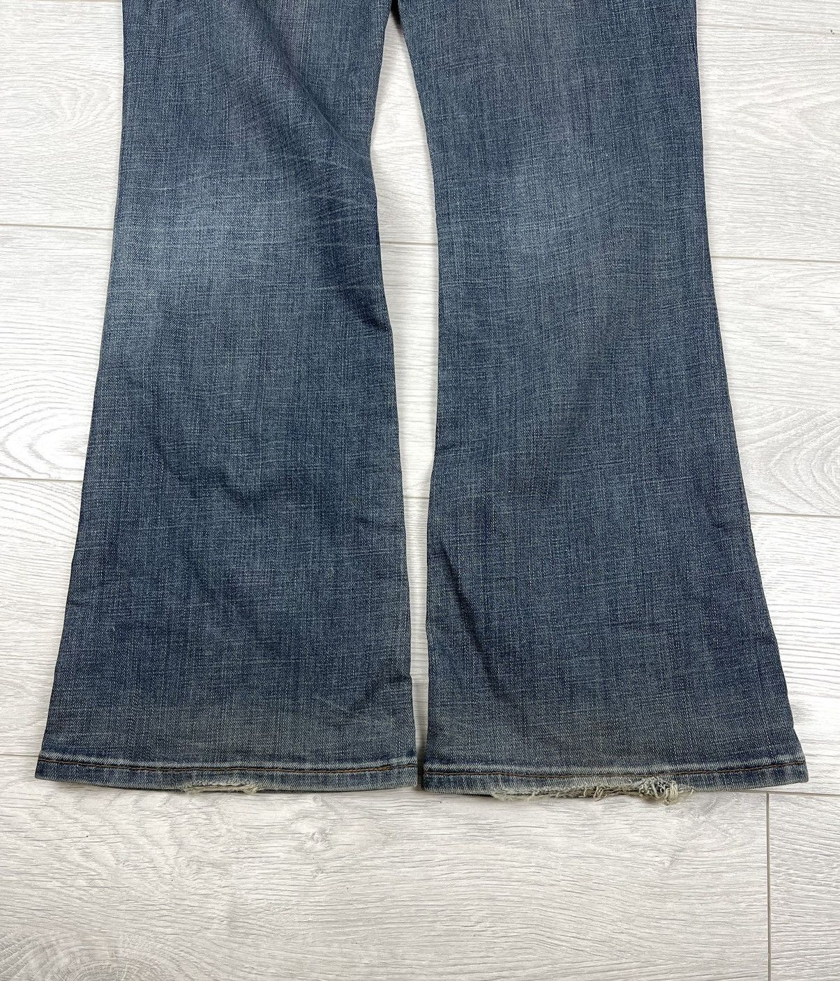 Levi's Levi’s Vintage 00s Flare Y2K Grunge Washed Denim Pants 32x32 Size 32" / US 10 / IT 46 - 10 Thumbnail