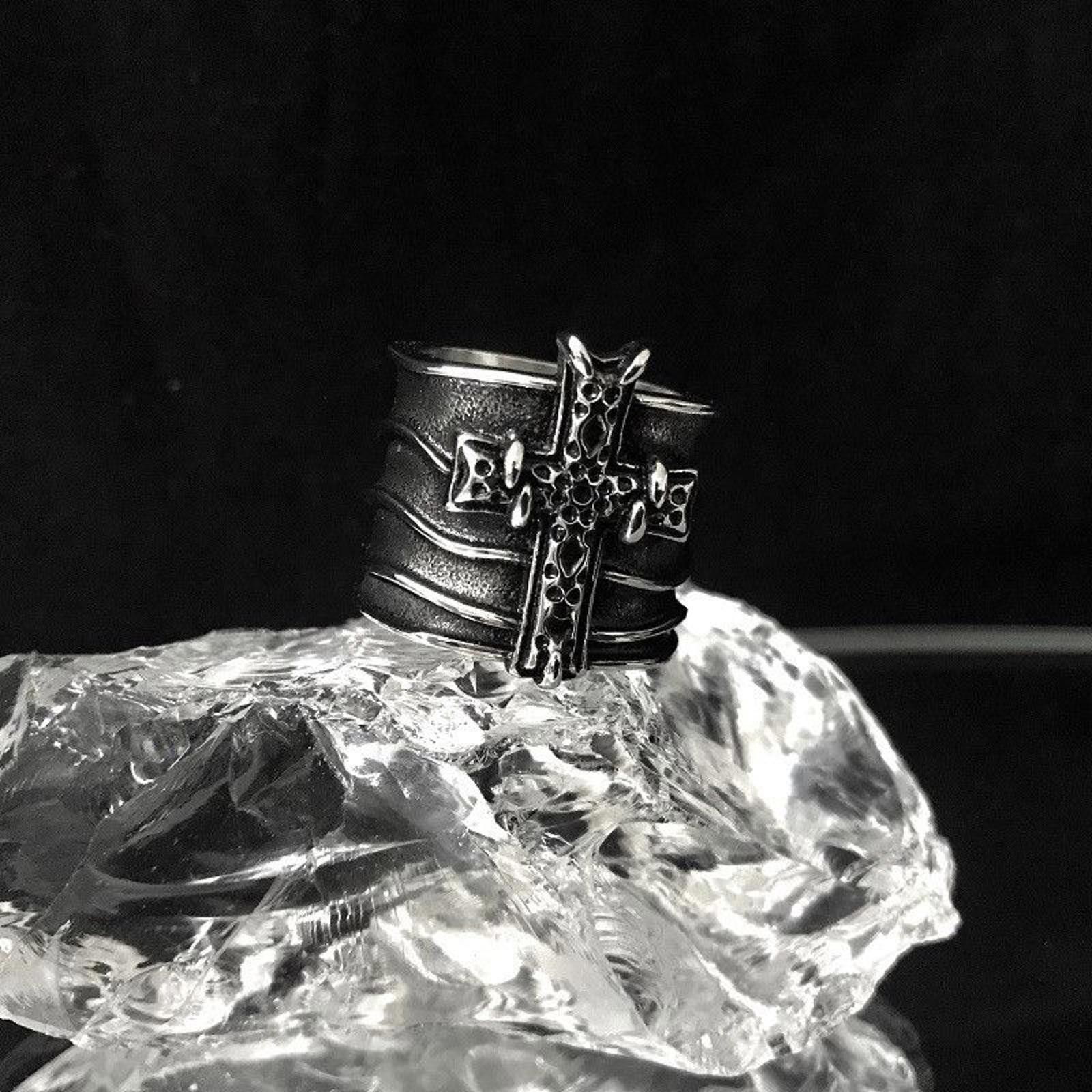 Jewelry Cross Chunky Black Ring Size ONE SIZE - 4 Thumbnail