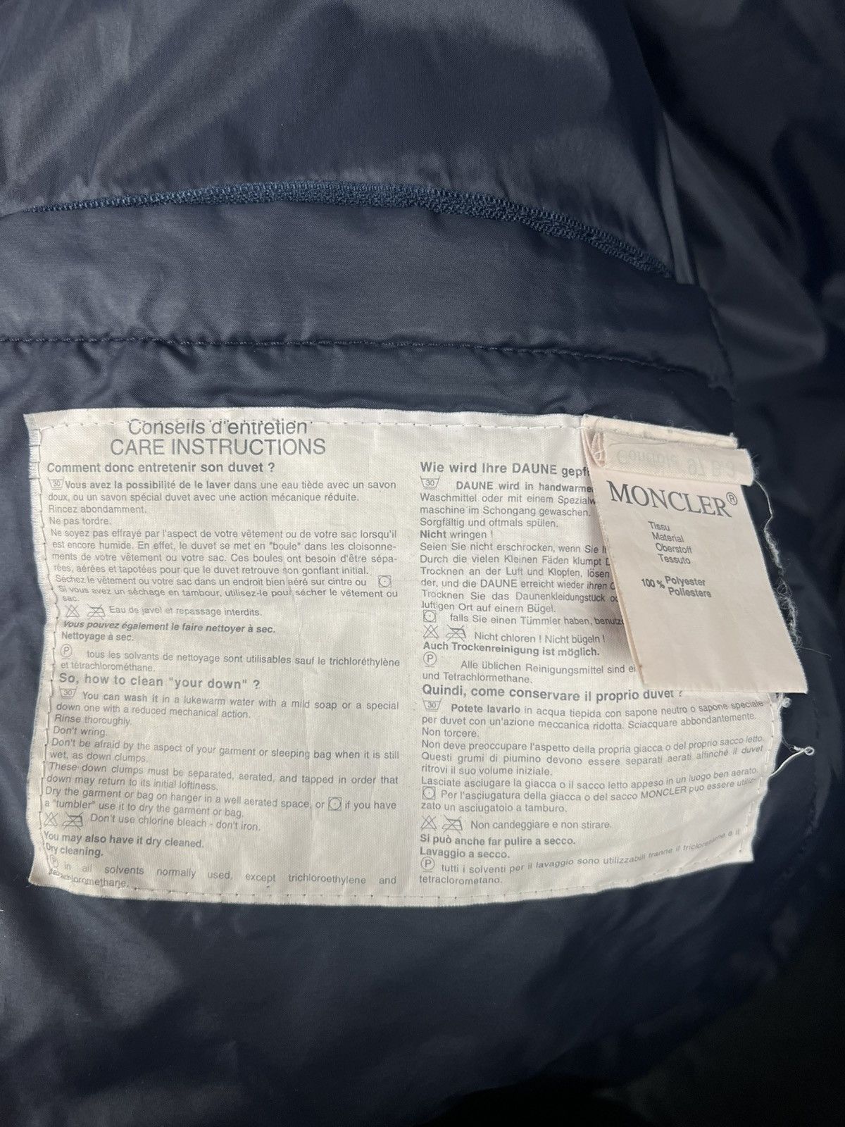 Moncler Vintage Moncler Grenoble Puffer down jacket Size US XL / EU 56 / 4 - 12 Thumbnail