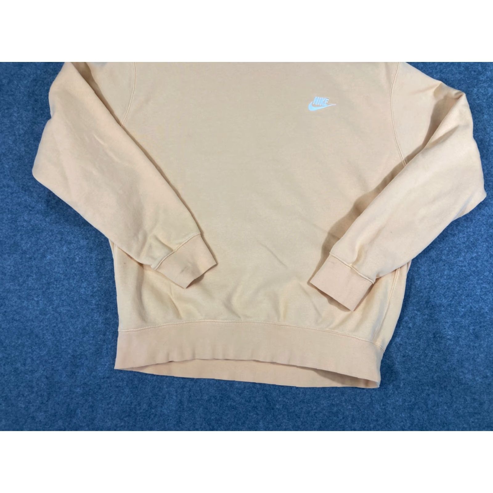 Nike Nike Sportswear Sweatshirt Shirt Mens Large Beige Logo Long Sleeve Crew Neck Pullover Fleece Ventage? Size US L / EU 52-54 / 3 - 4 Thumbnail