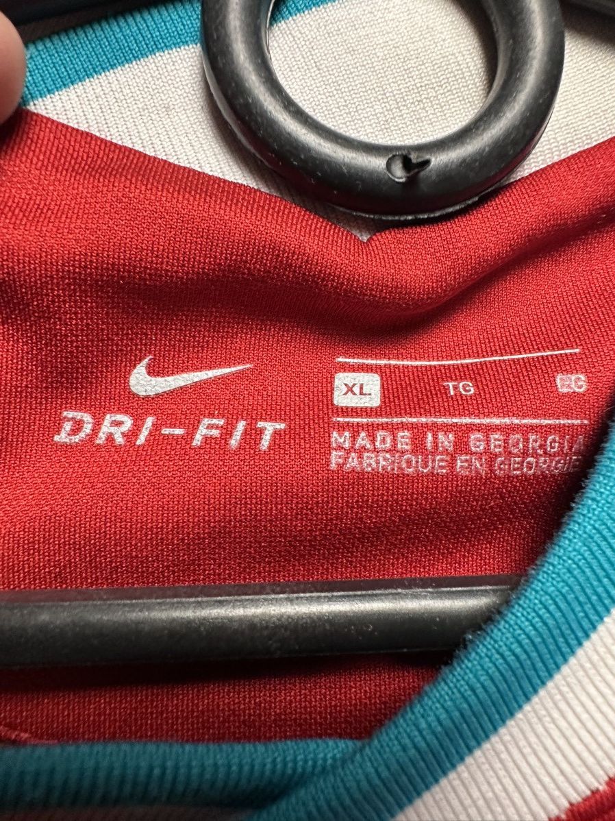 Nike Nike Liverpool soccer jersey size Xl Size US XL / EU 56 / 4 - 5 Thumbnail