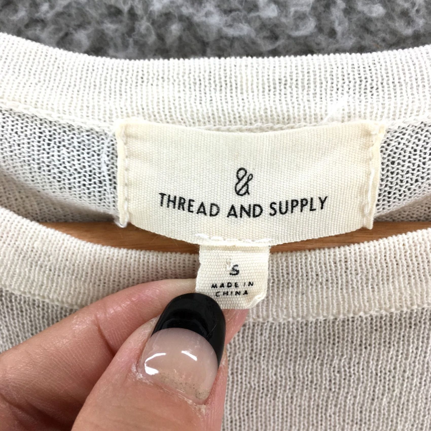 Vintage Thread And Supply Basic Blouse Tee Womens Small Black & White Round Neck Striped Shirt Short Sleeve Womens Small Black White Round Neck Striped Size S / US 4 / IT 40 - 6 Thumbnail