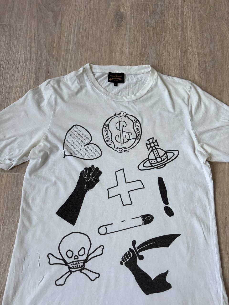Vivienne Westwood Vivienne Westwood luxury logo t shirt 90s rare Size US L / EU 52-54 / 3 - 2 Thumbnail
