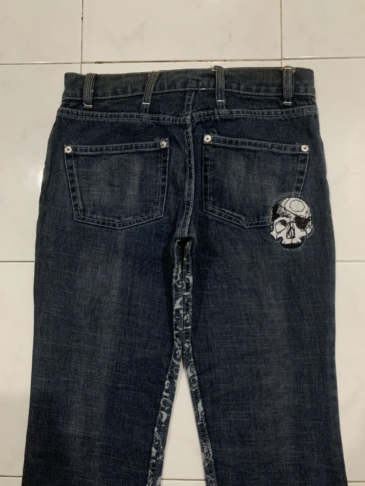 Japanese Brand Vintage Buddhist Punk Skull All Over Print Flared Jeans Size US 27 - 7 Thumbnail
