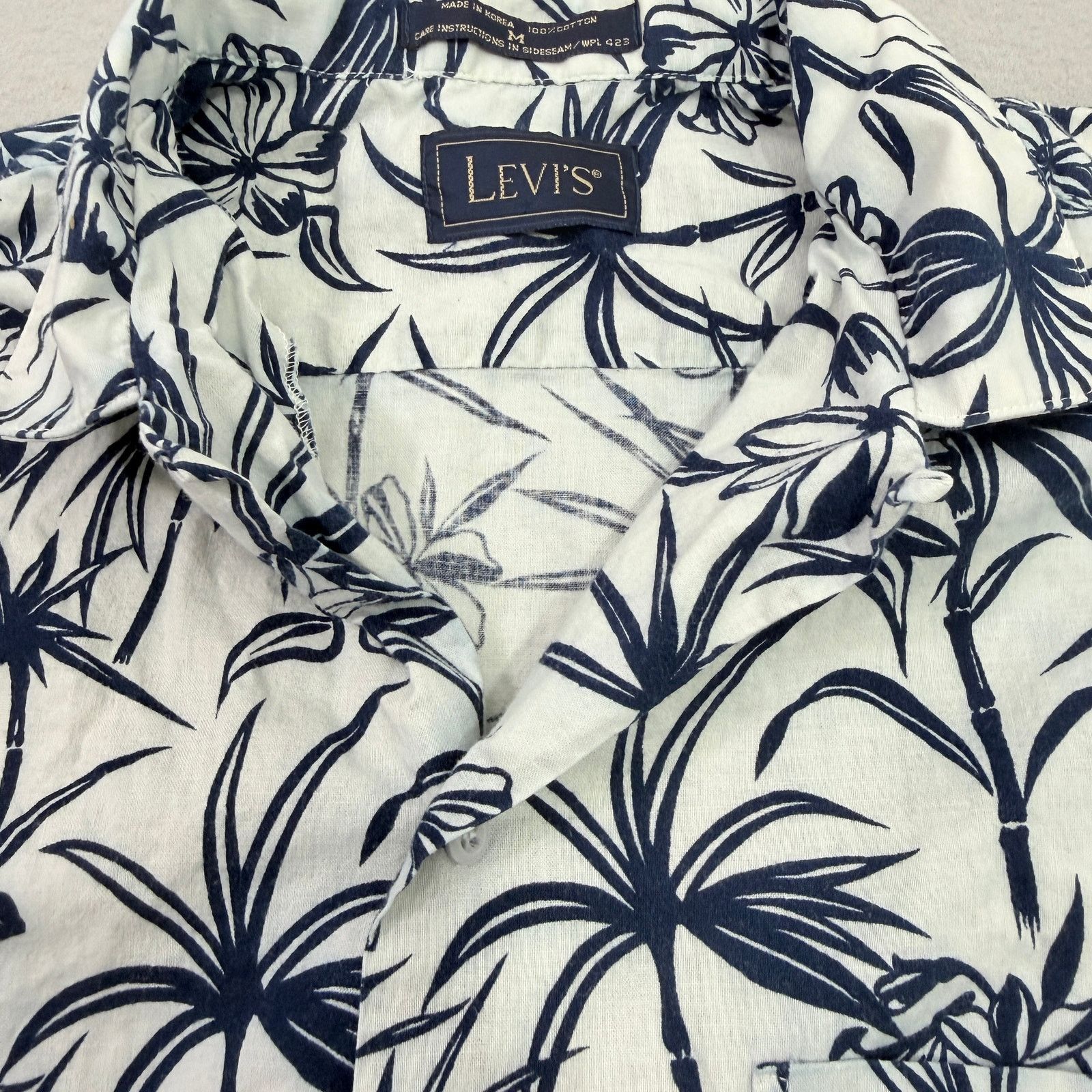 Levi's Vintage Levis Hawaiian Shirt Men's Medium 90s Loop Collar Size US M / EU 48-50 / 2 - 4 Thumbnail