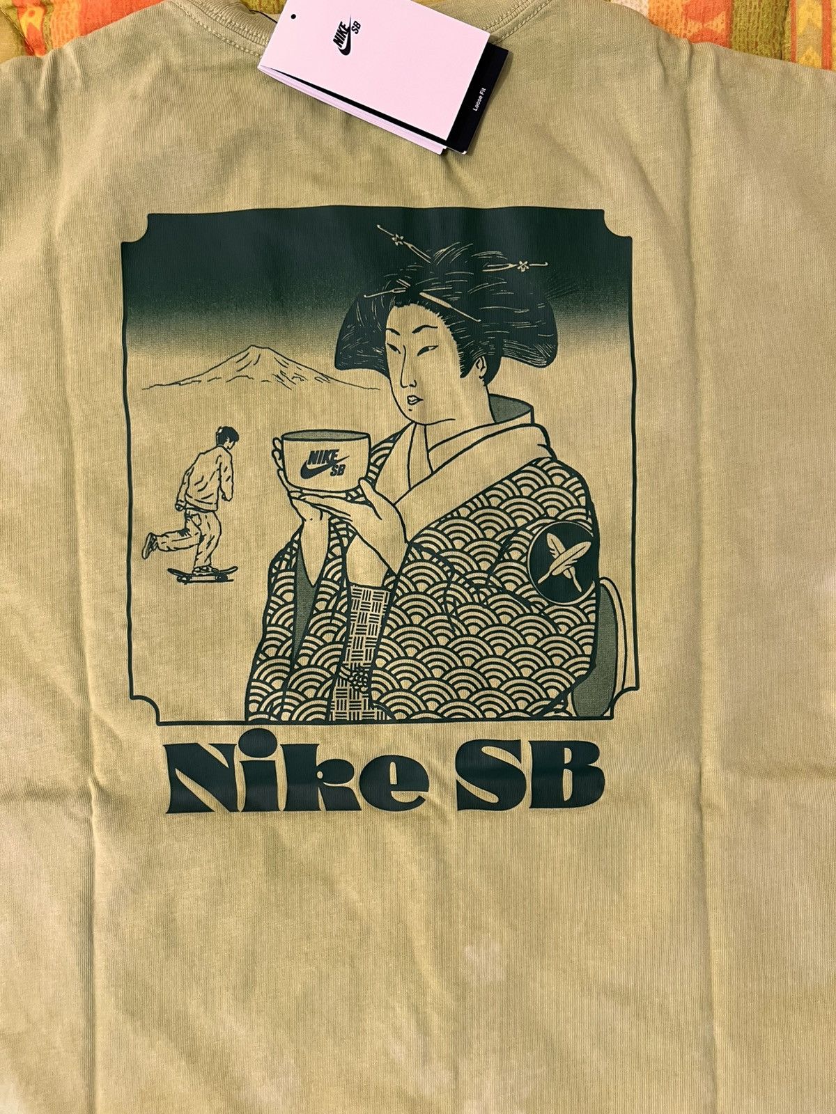 Nike SB Nike SB Yuto Horigome Tee Olive Aura matcha gheisa Japan Size US M / EU 48-50 / 2 - 6 Thumbnail