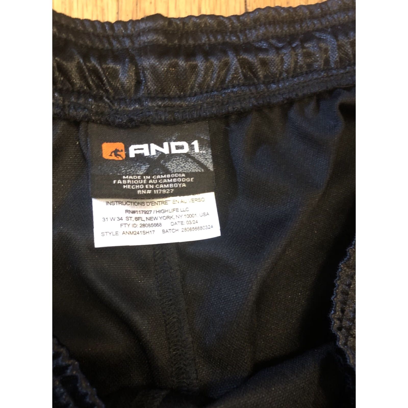 Vintage AND1 Men's Black Gray Logo Active Core Home Court Basketball Shorts 2XL Sz 2XL Size US 39 - 3 Thumbnail