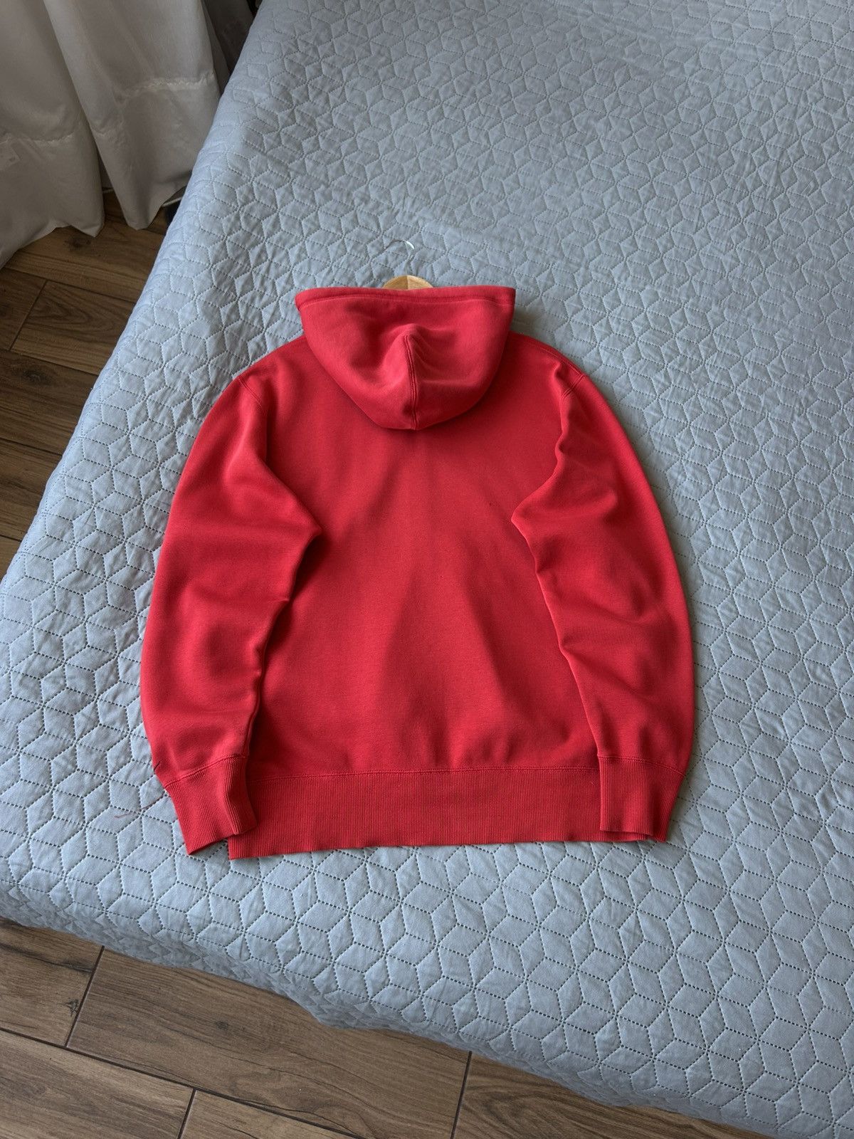 Nike Nike Vintage 2000’s Big logo red hoodie Size US XL / EU 56 / 4 - 12 Thumbnail
