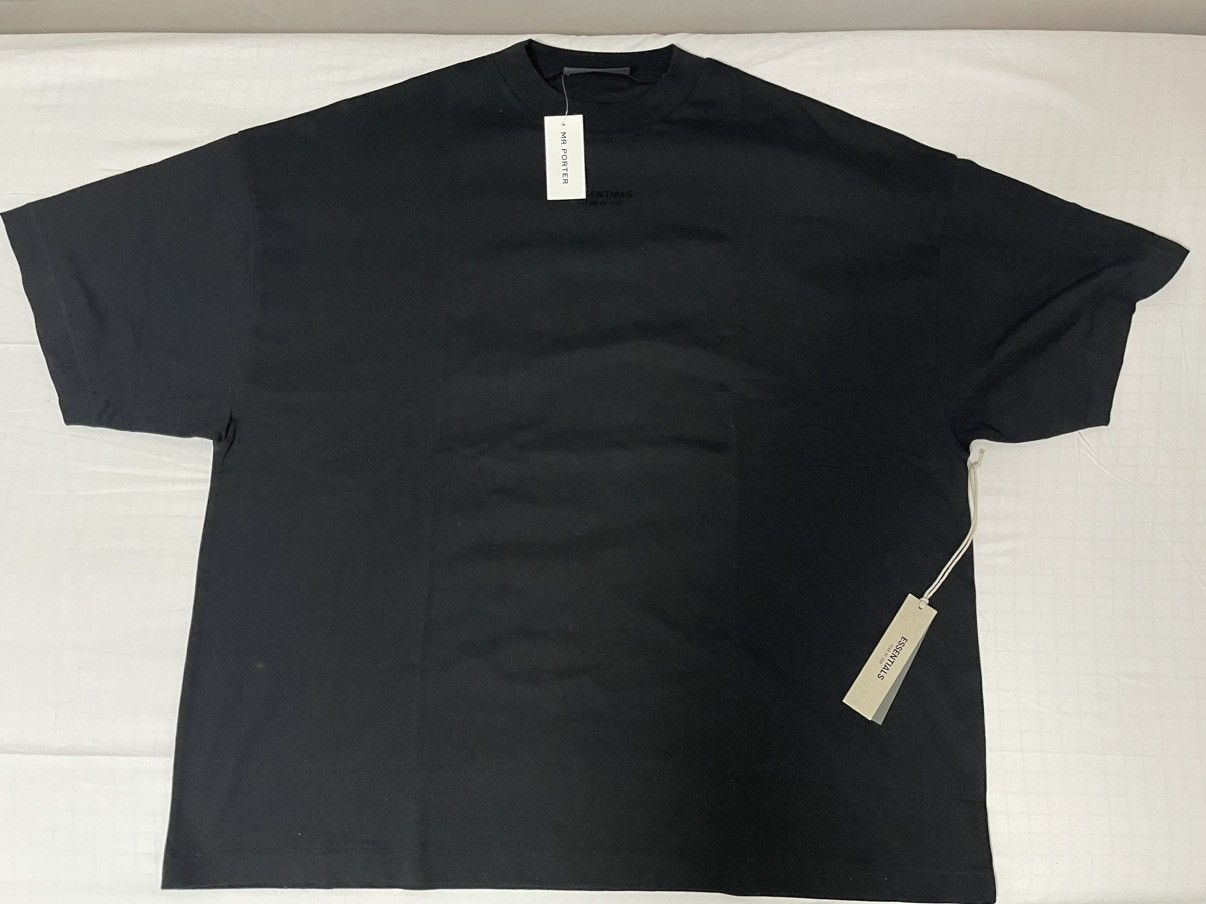 ✅Mr. Porter Exclusive✅Fear of God Essentials Black Tshirt