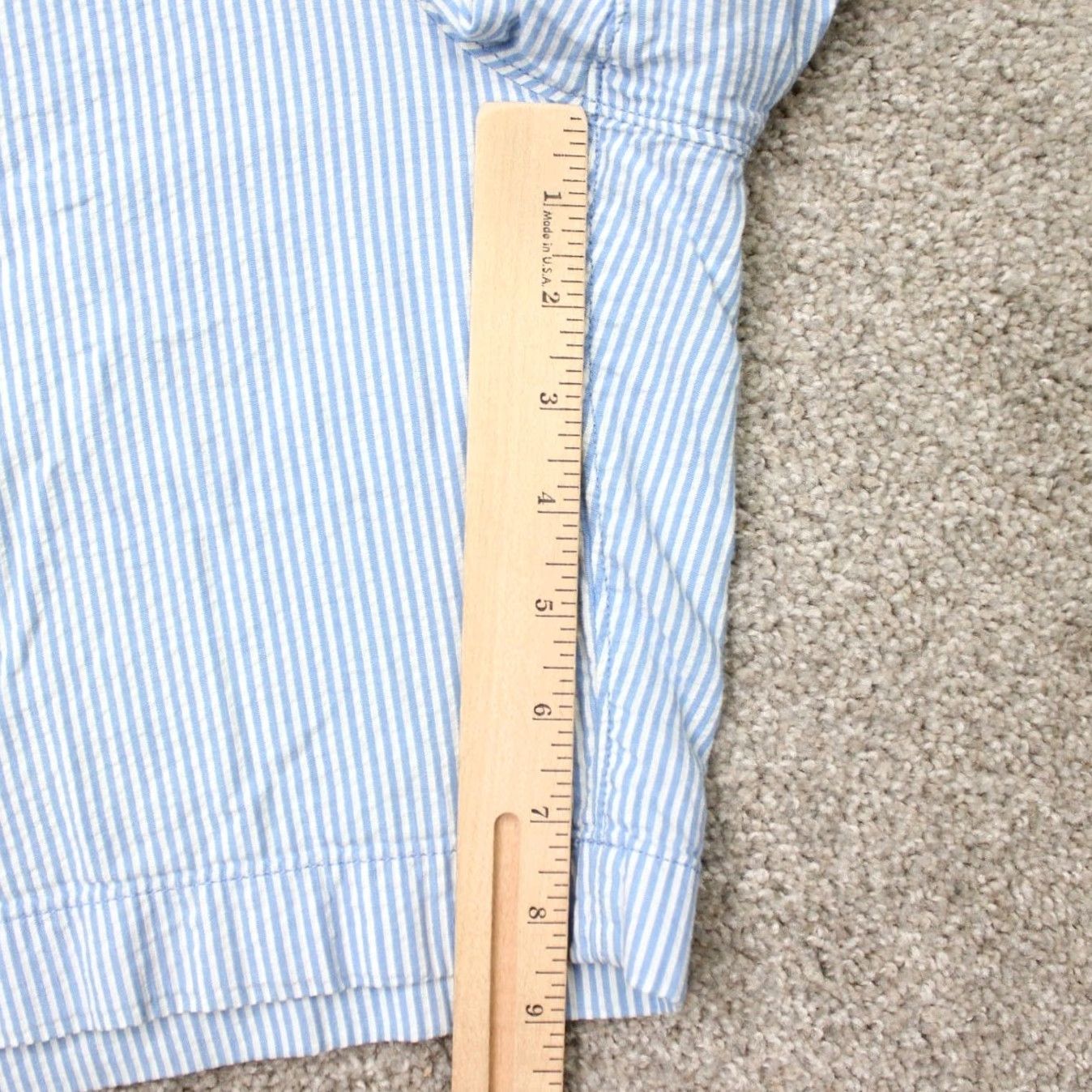 Southern Tide Southern Tide Short(s) Mens 33 Blue/White Seersucker Chino 9" Inseam Shorts 33 Blue/White Mens Chino Seersucker Pattern Striped Casual 9" Inseam Men Size US 33 - 4 Thumbnail